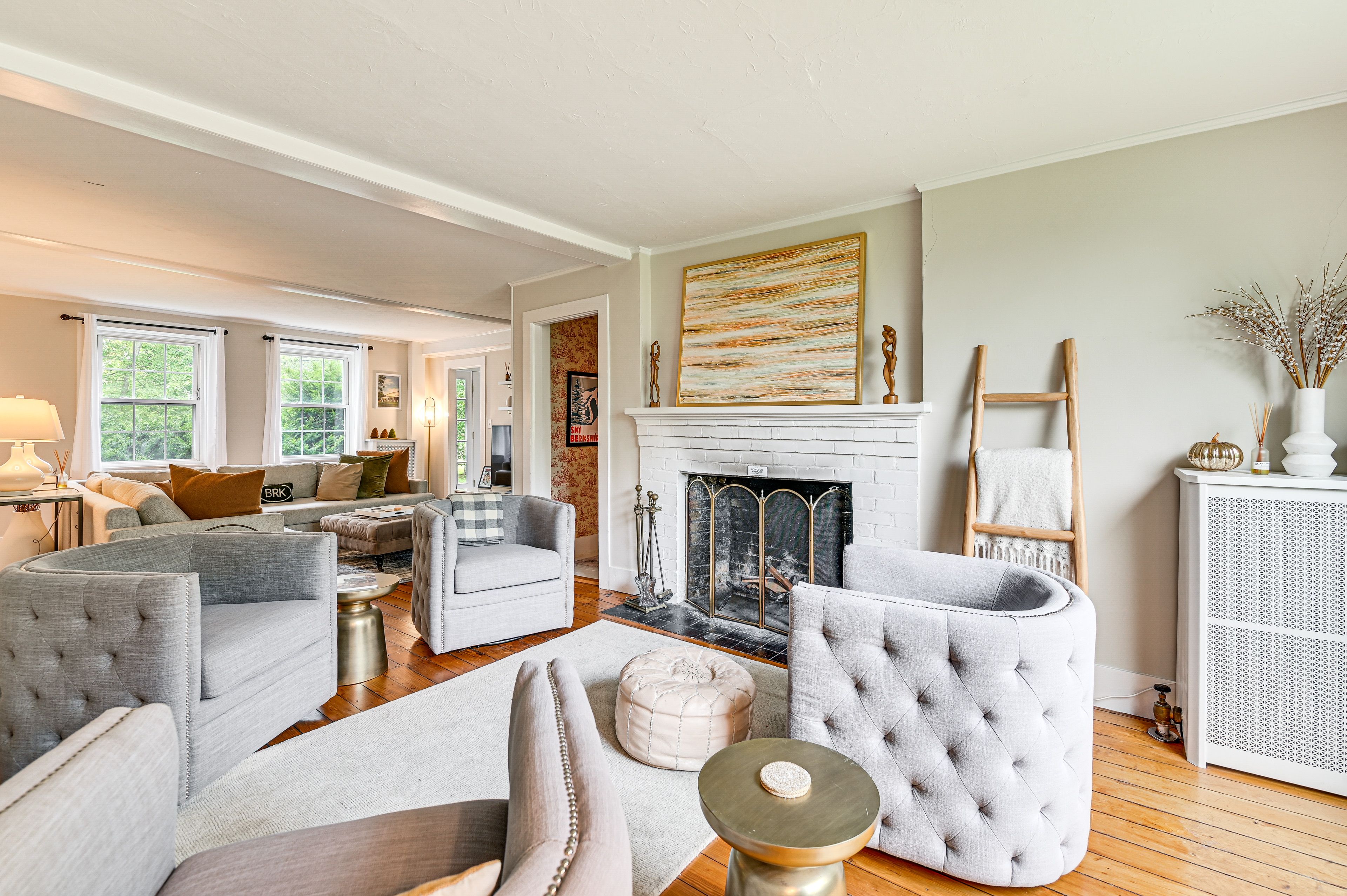 Seating Area | 1st Floor