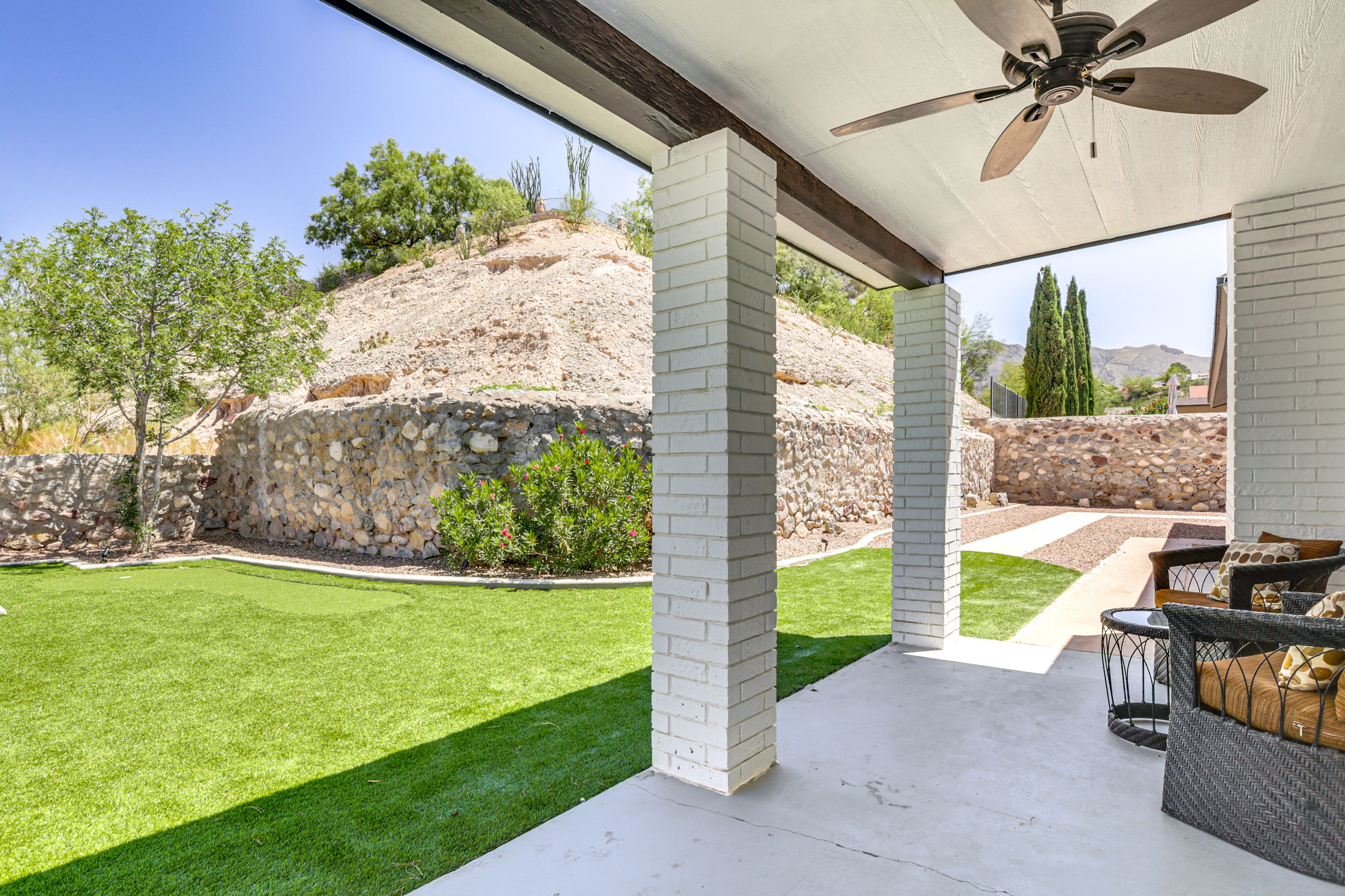 Covered Patio | Outdoor Seating