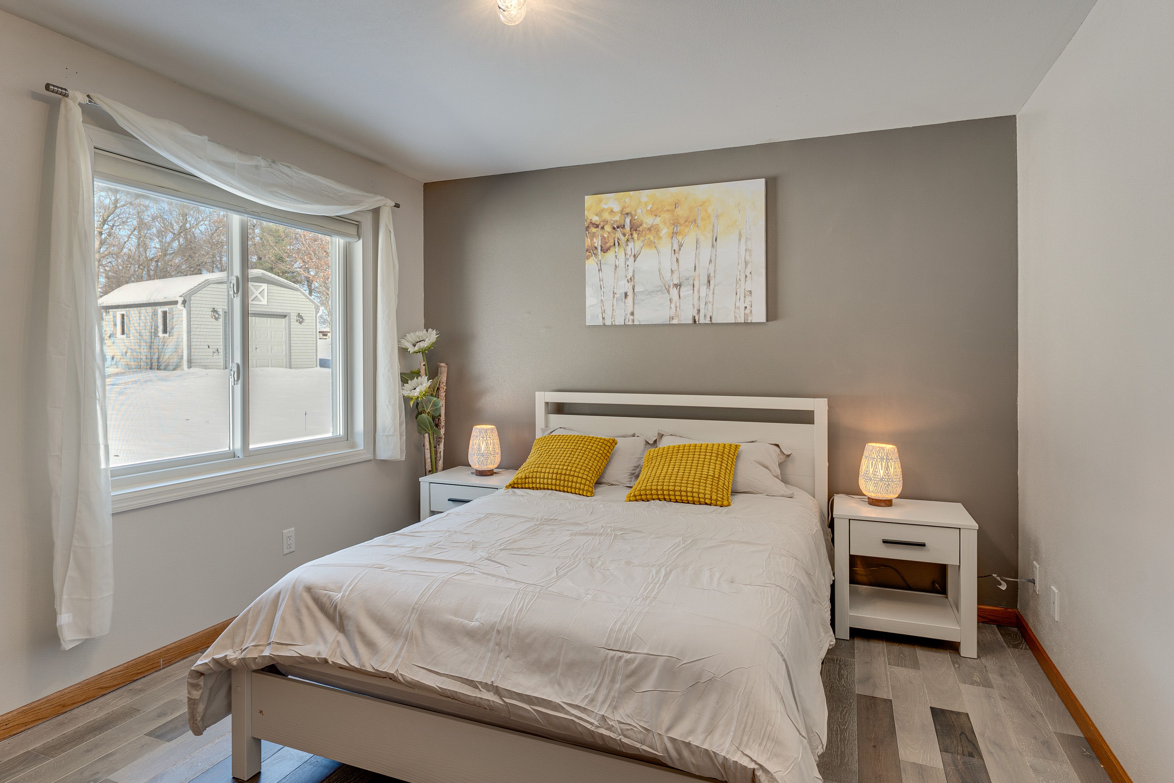 Bedroom 3 | Queen Bed