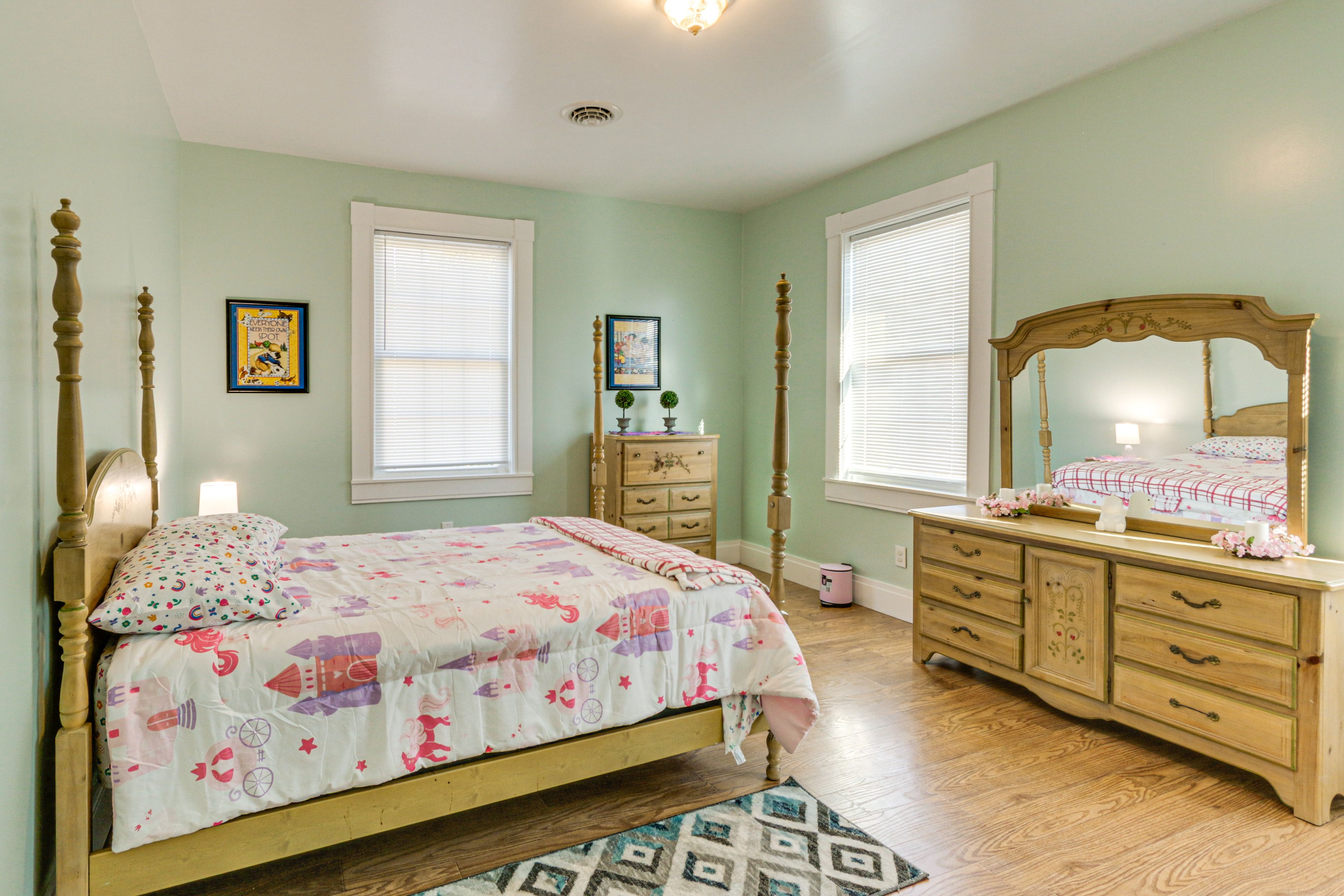 Bedroom 3 | Full Bed | 2nd Floor