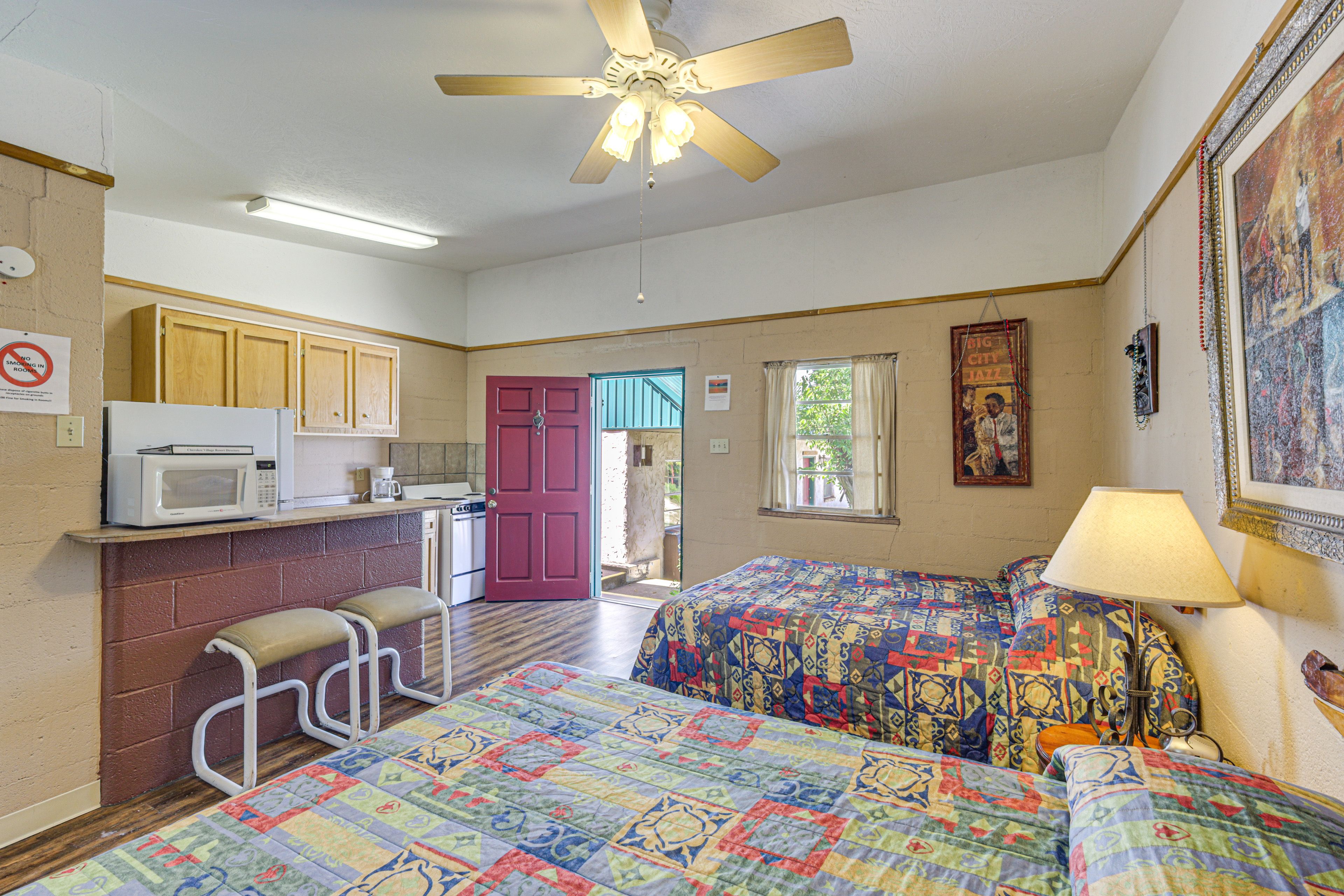 Whitney Vacation Rental | Studio | 1BA | 300 Sq Ft | 3 Steps to Enter