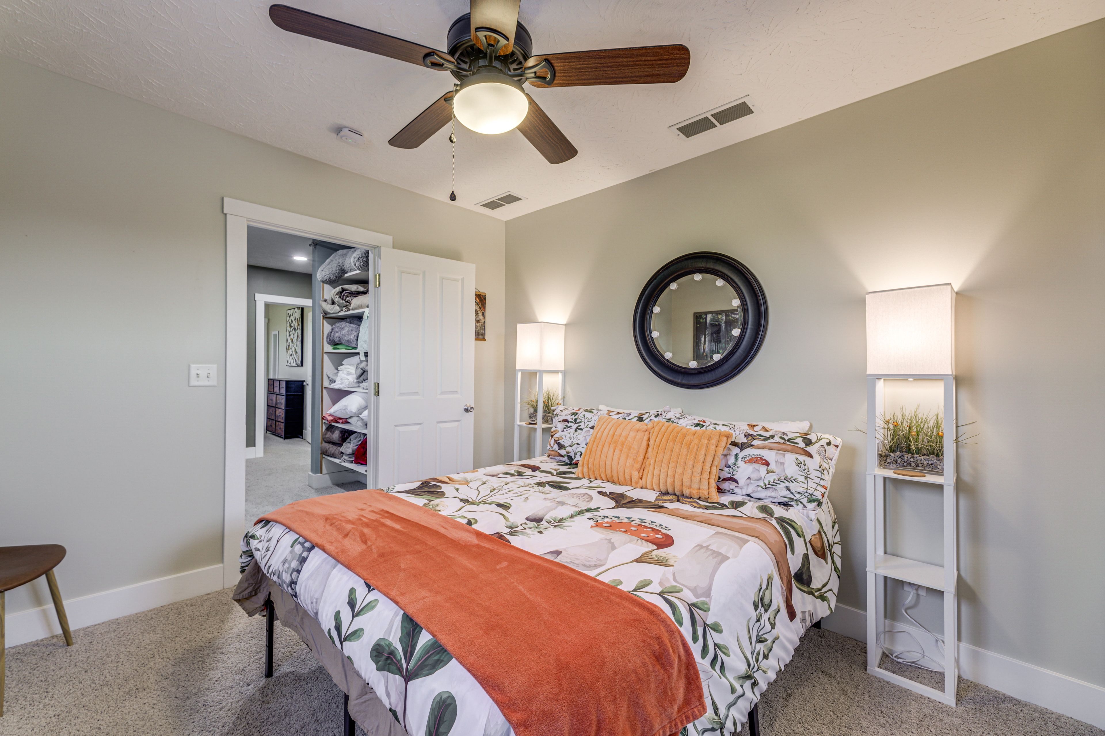 Bedroom 5 | 2nd Floor | Queen Bed