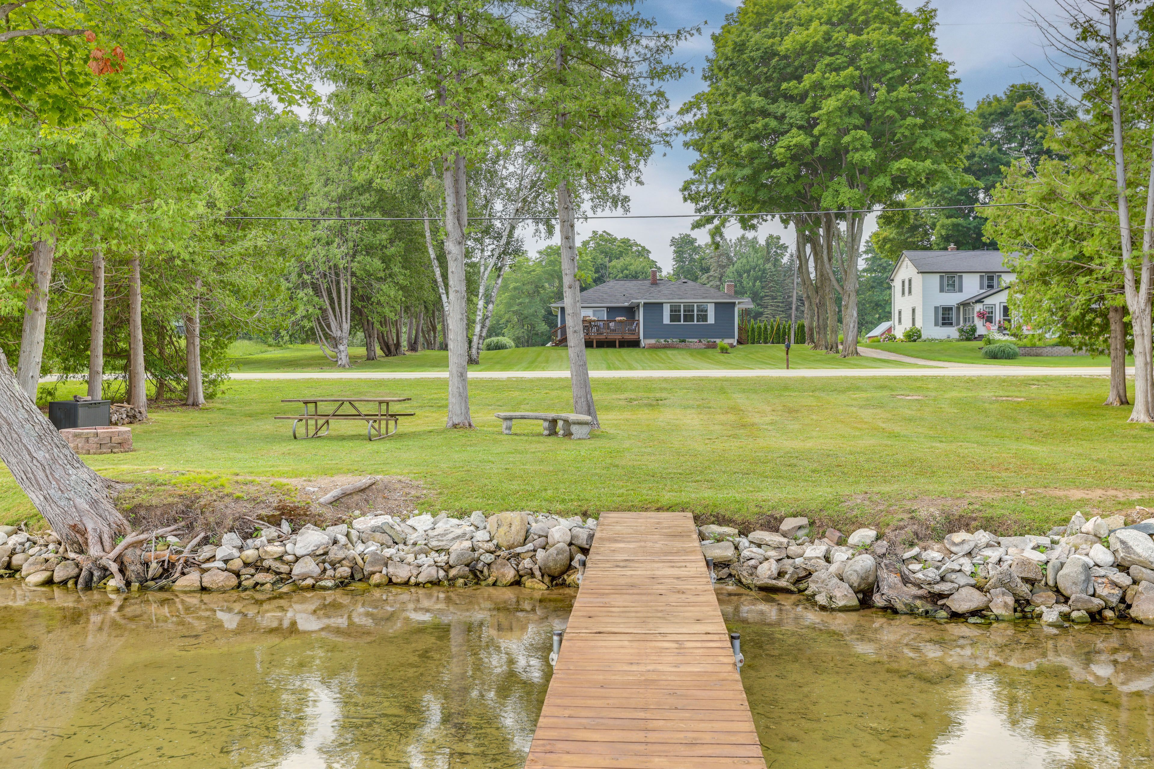 Lake Access | Private Dock | Fire Pit