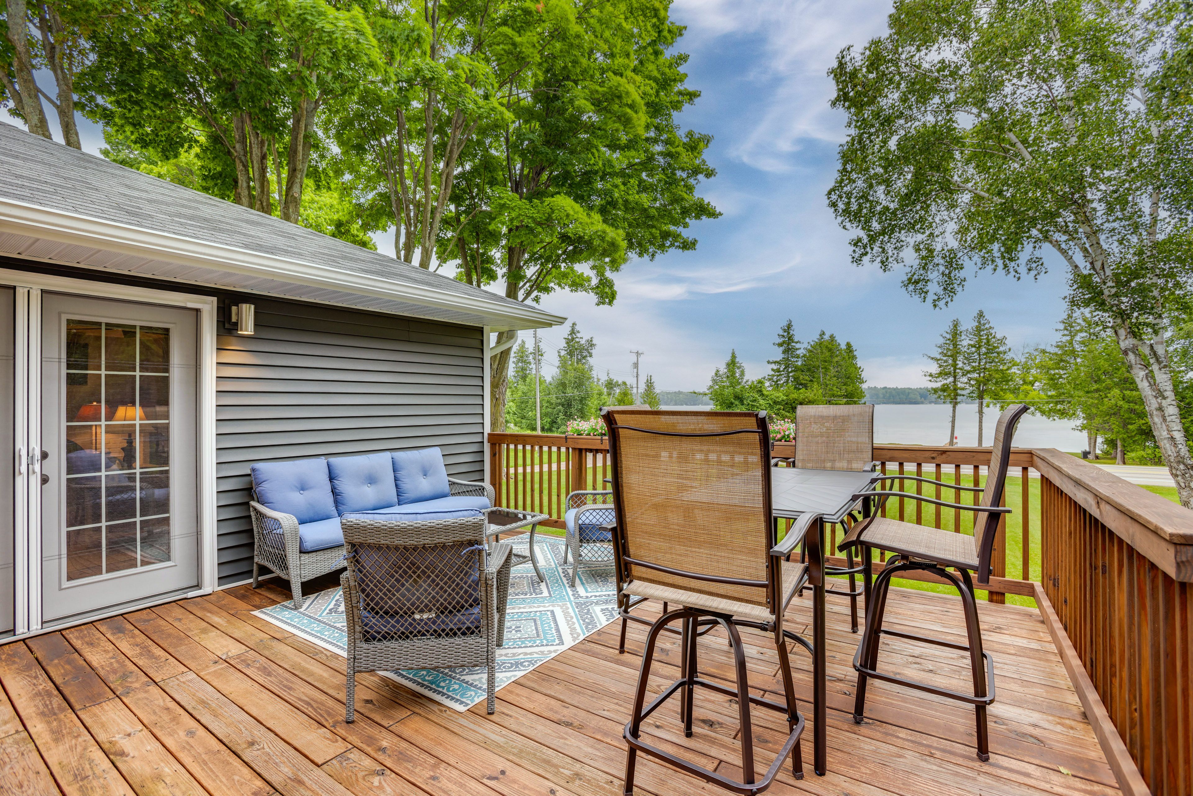 Maple City Vacation Rental | 3BR | 2BA | 1,600 Sq Ft | 4 Steps to Enter