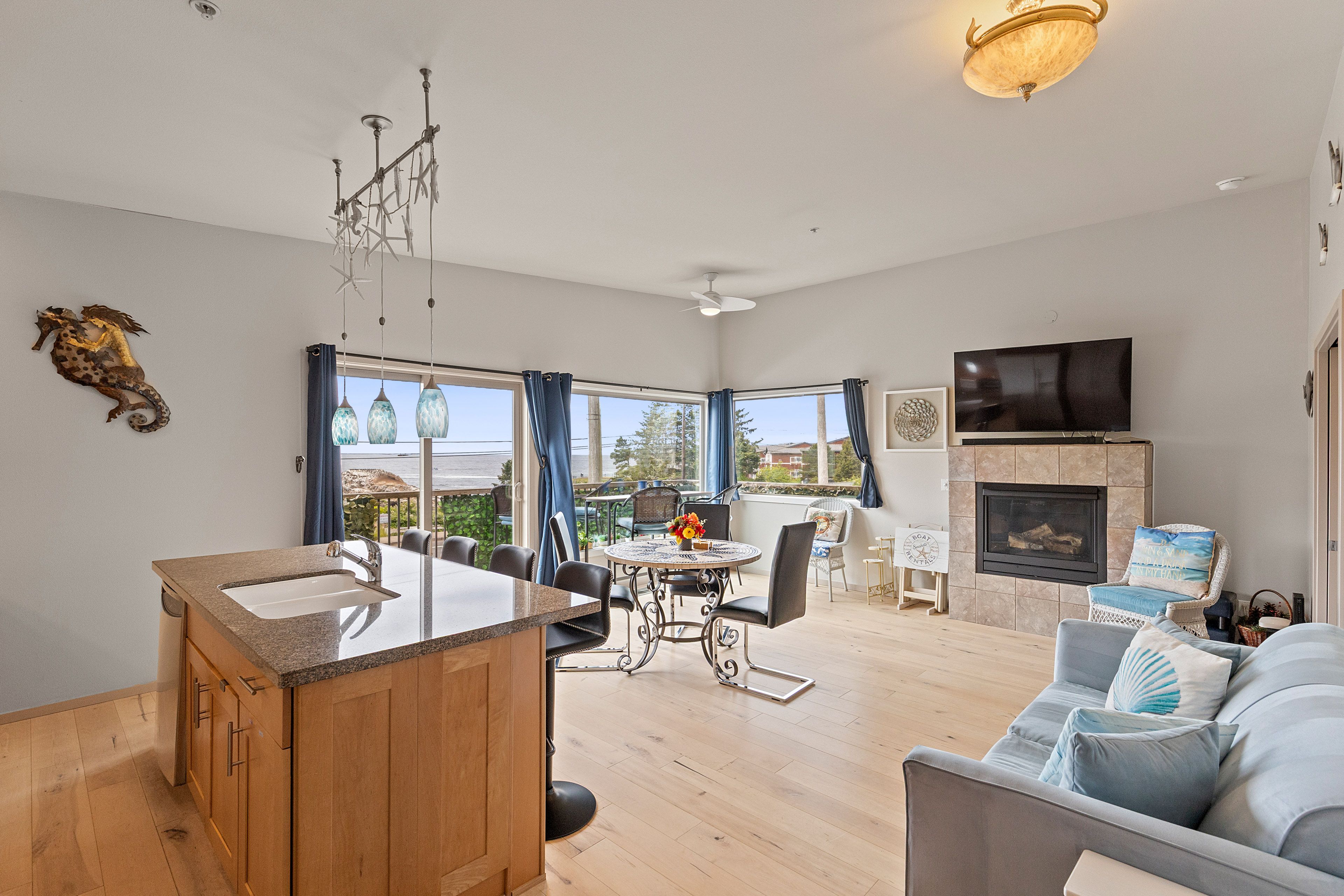 Main Living Area | Fireplace | Single-Story Unit