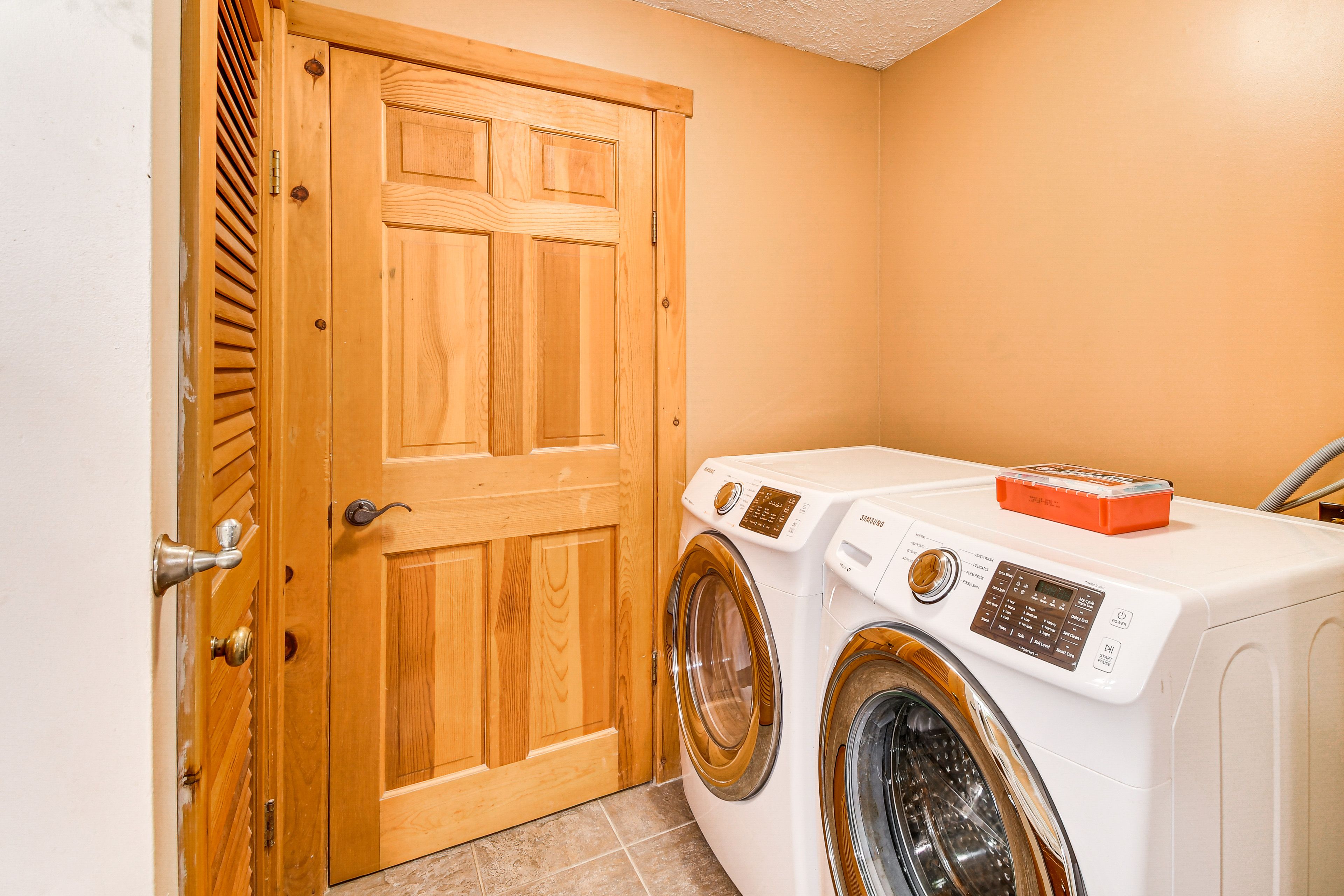 Washer/Dryer | 1st Floor
