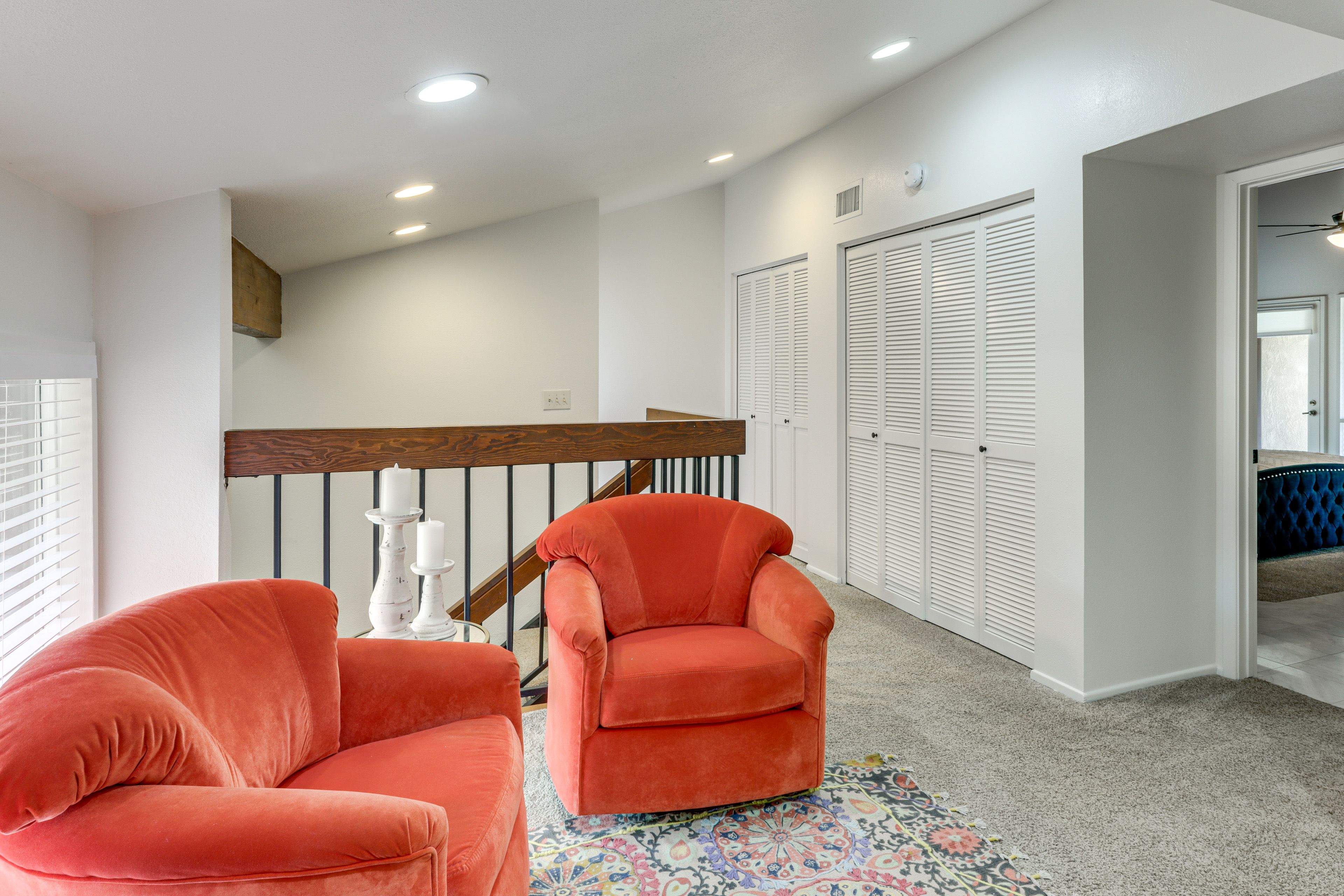 Sitting Area | 2nd Floor