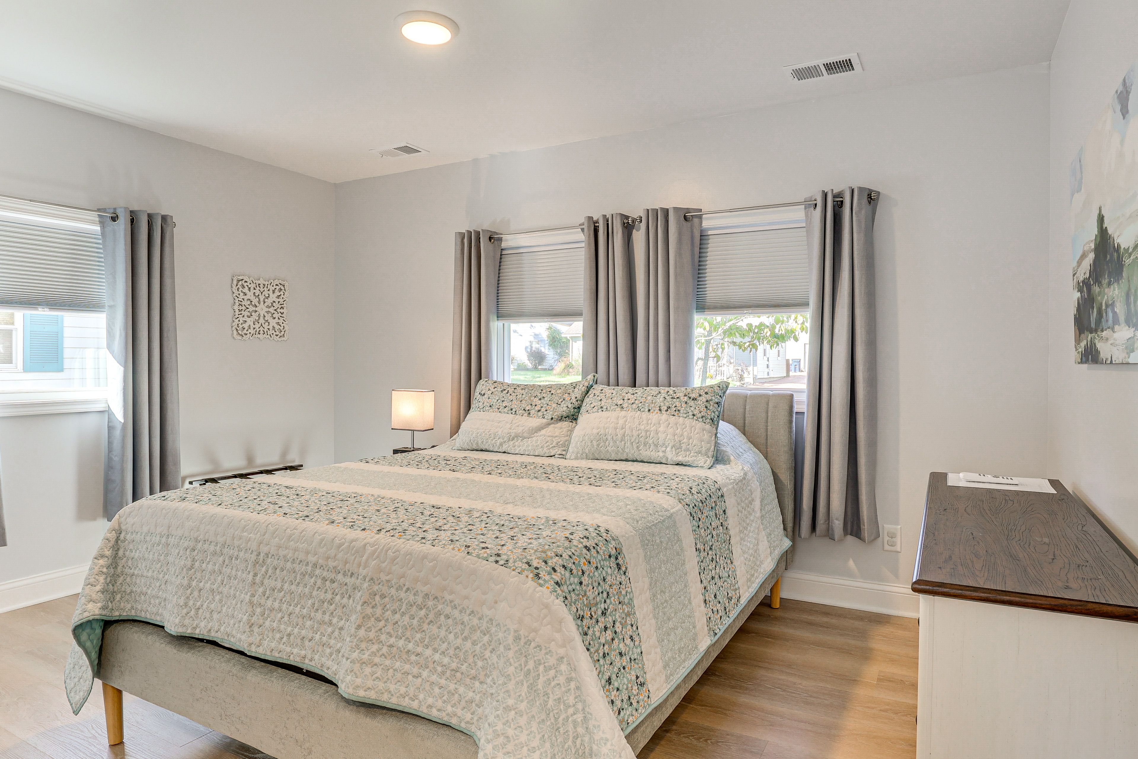 Bedroom 1 | Queen Bed | Linens Provided