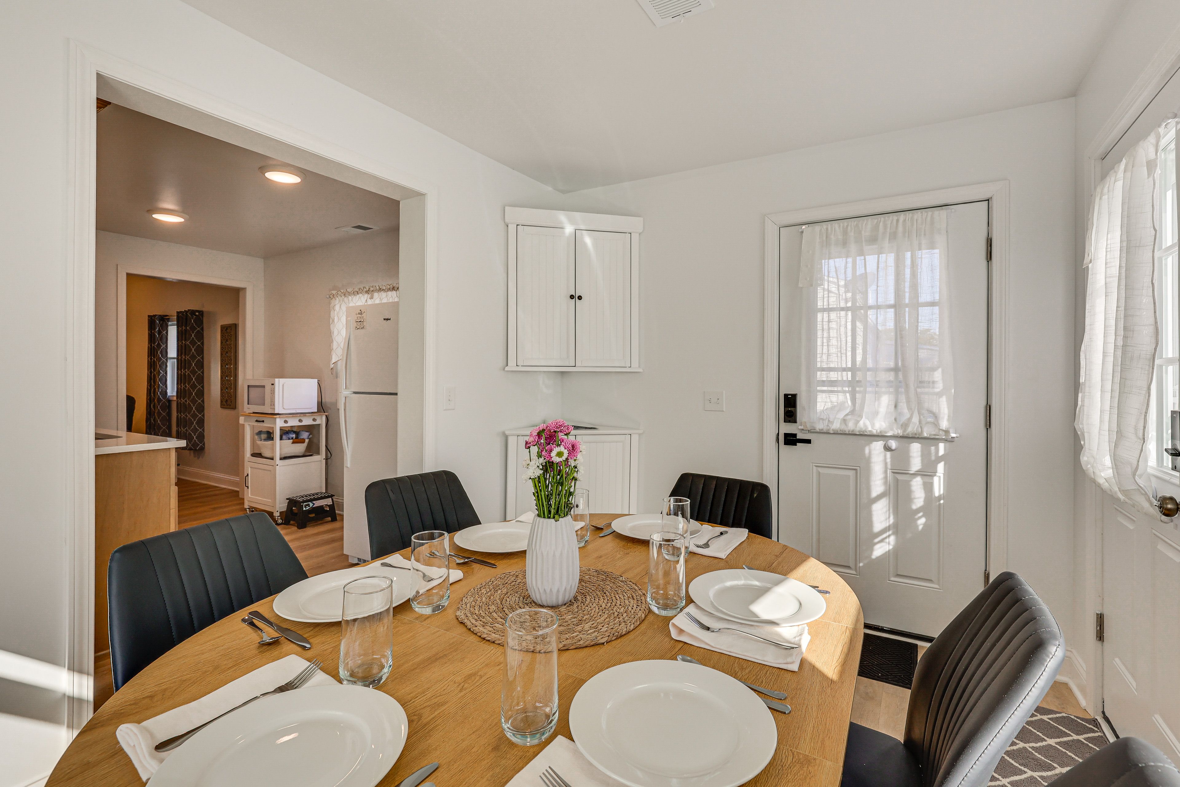 Dining Room | Dishware & Flatware