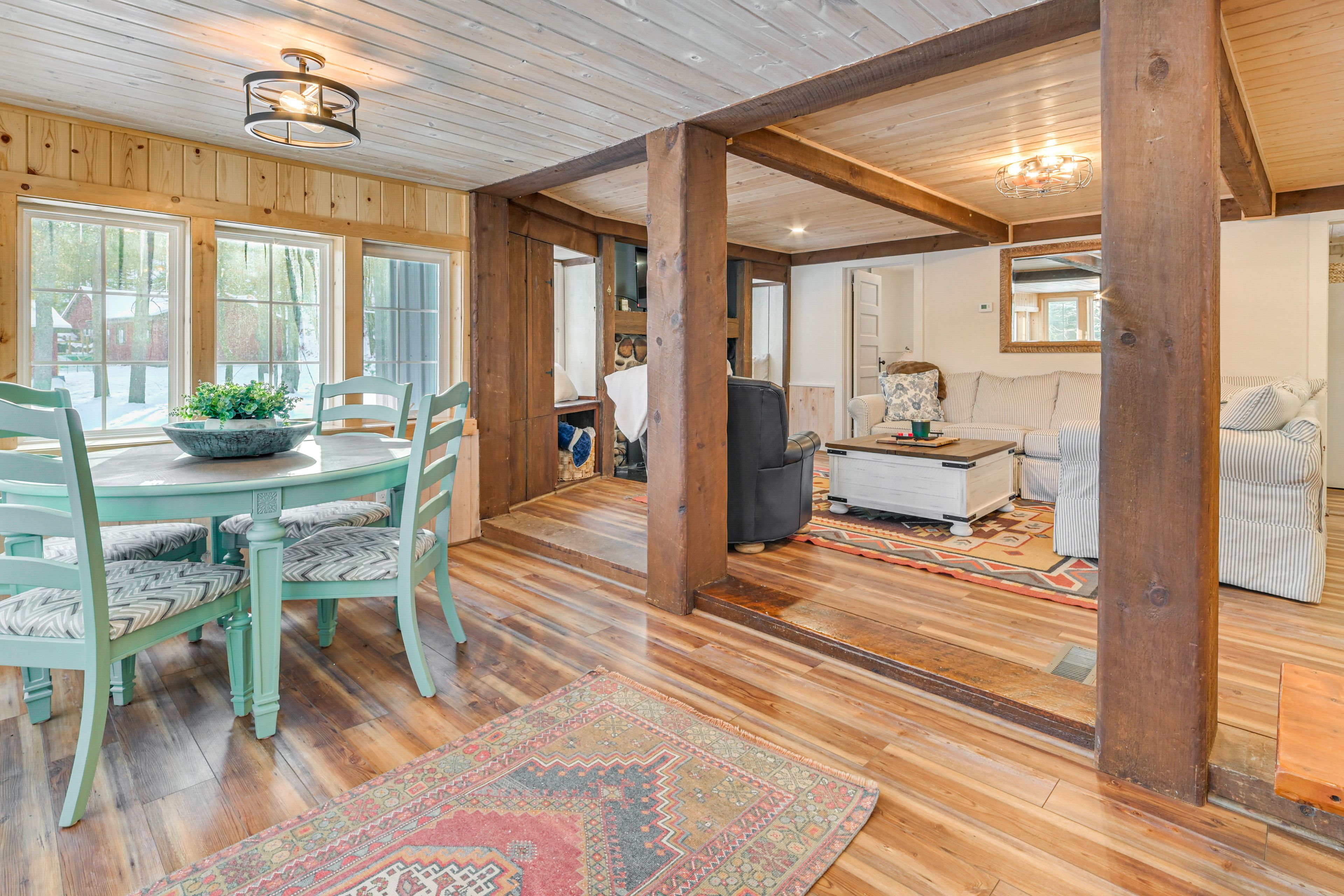 Dining Area | Dishware & Flatware