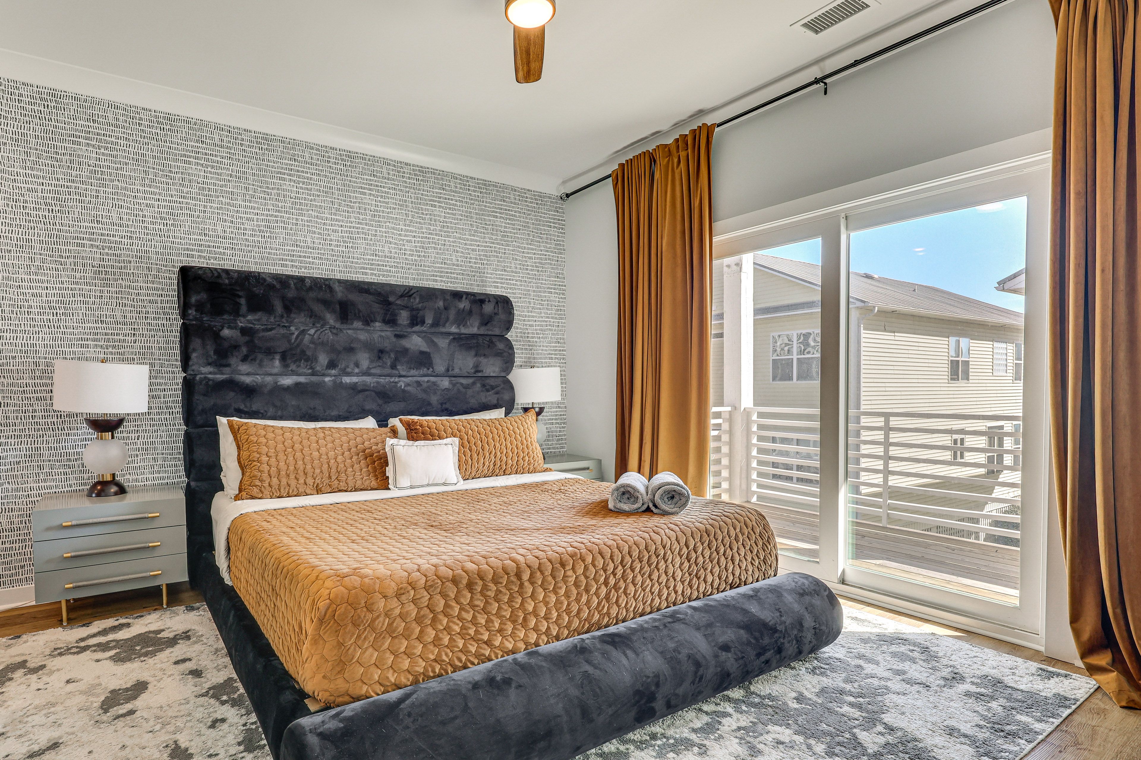 Bedroom 1 | King Bed | 3rd Floor