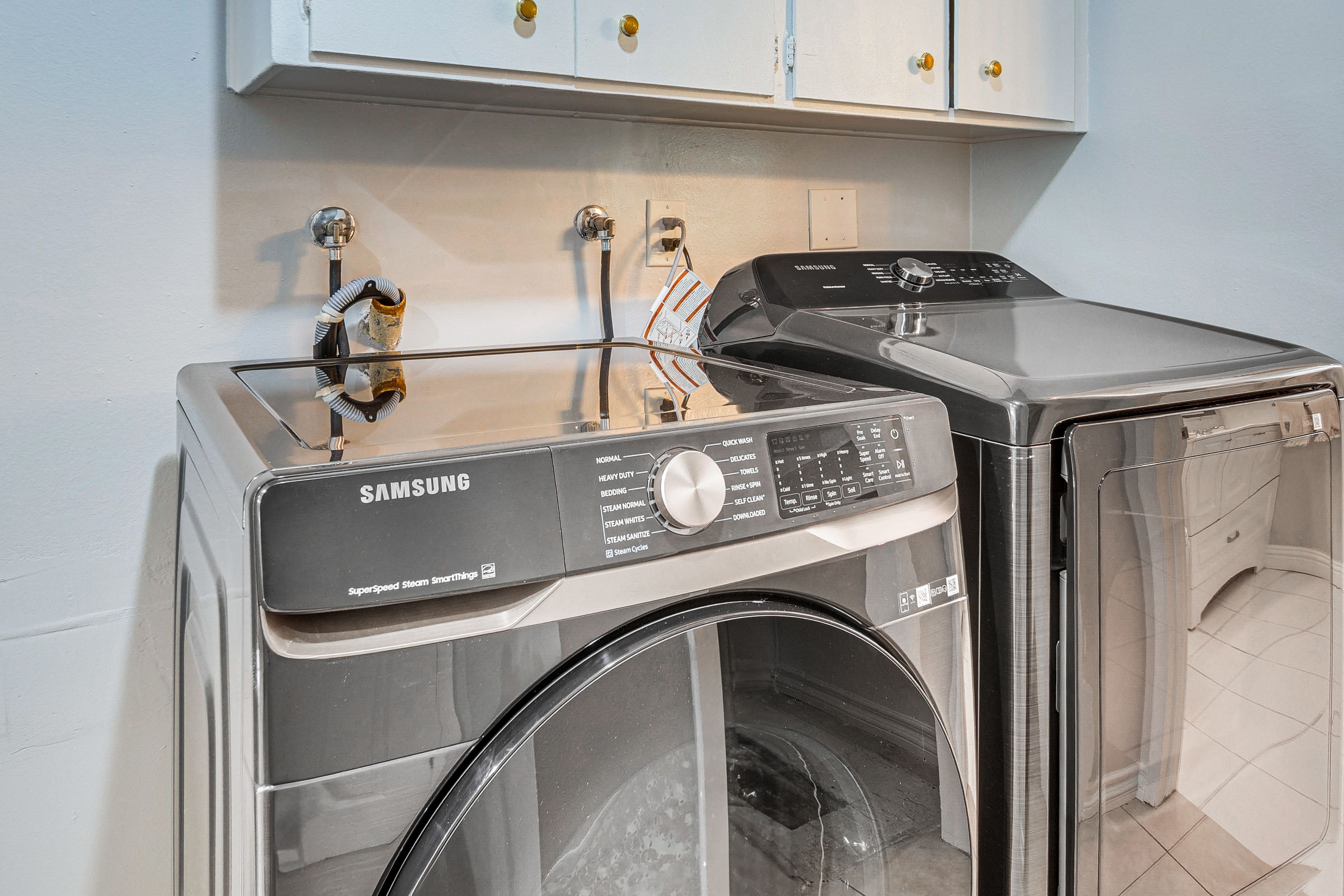 Laundry Room | Washer/Dryer