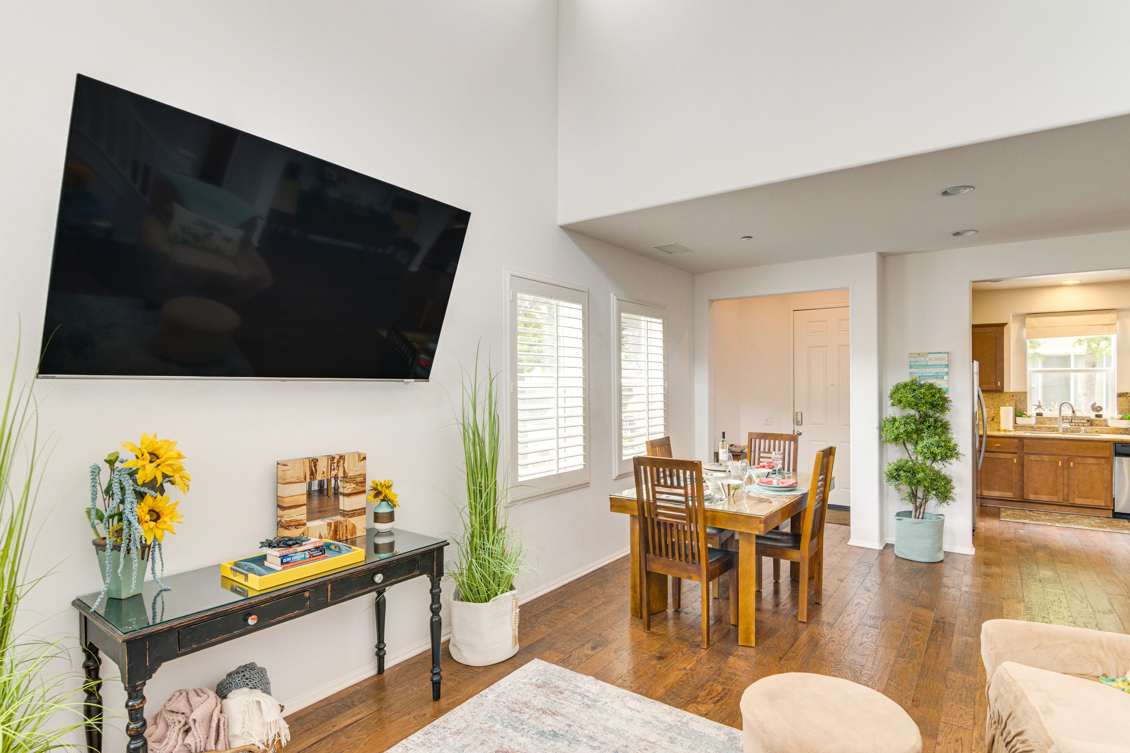 Living Room | 1st Floor