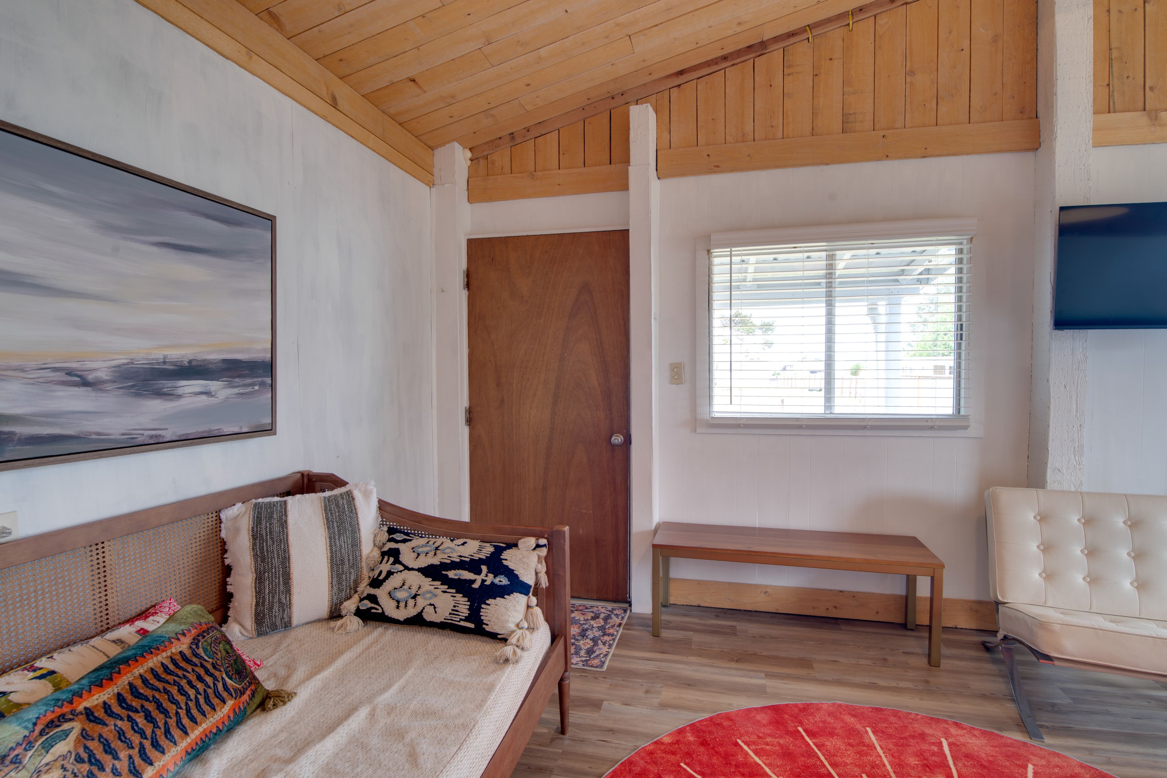 Studio | Full Daybed