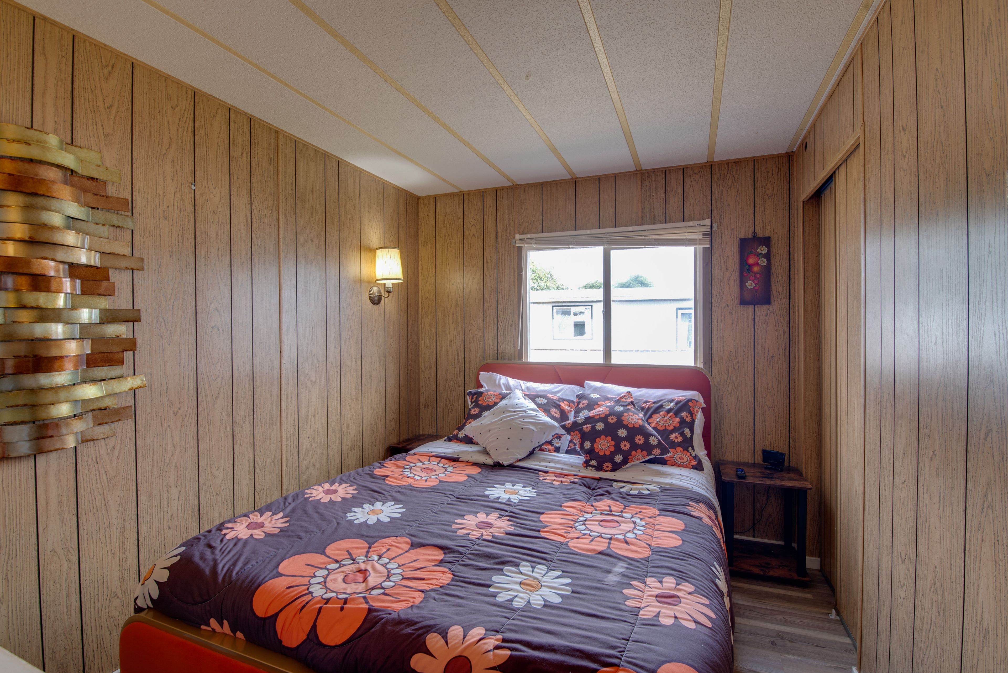 Bedroom 2 | Queen Bed