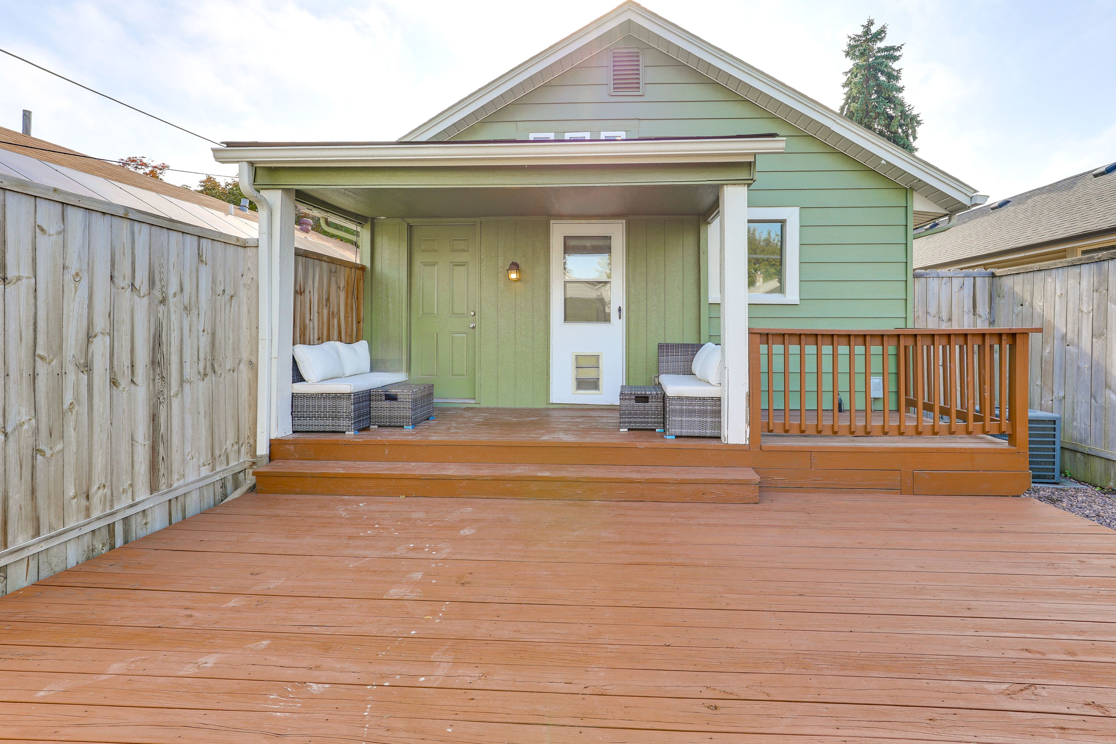 Property Exterior | Private Yard