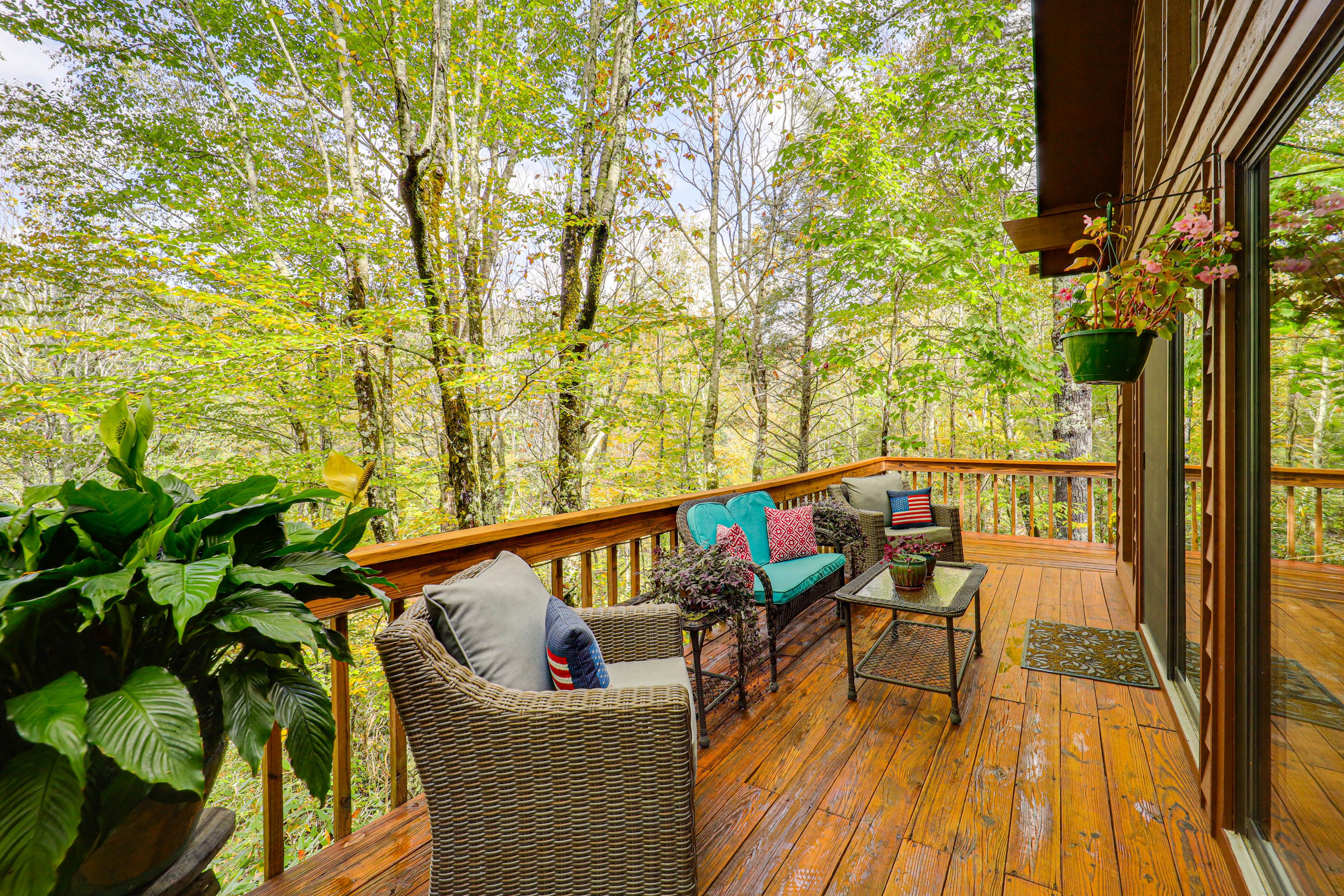 Upper Deck