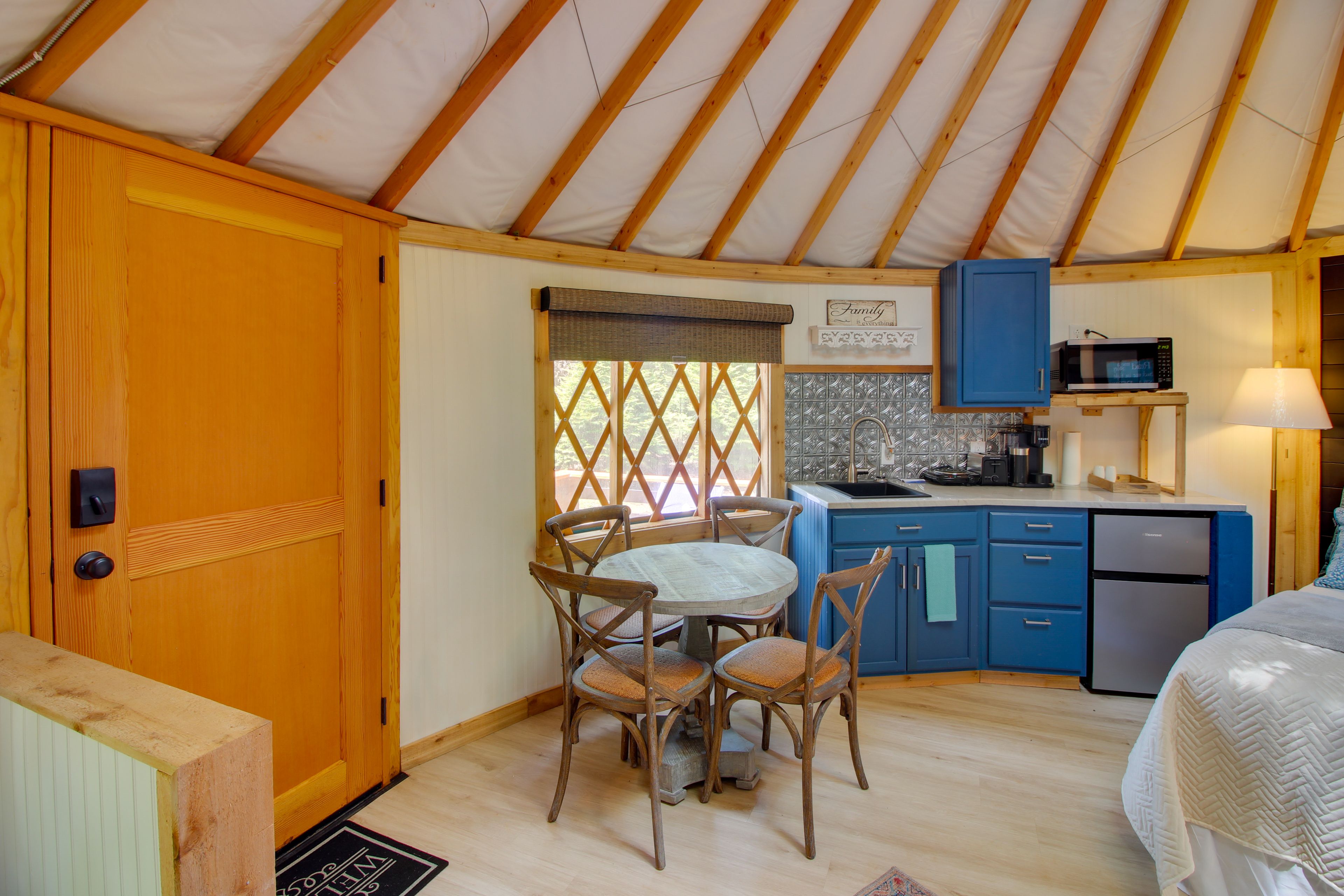 Studio | Kitchenette | Cooking Basics | Keurig