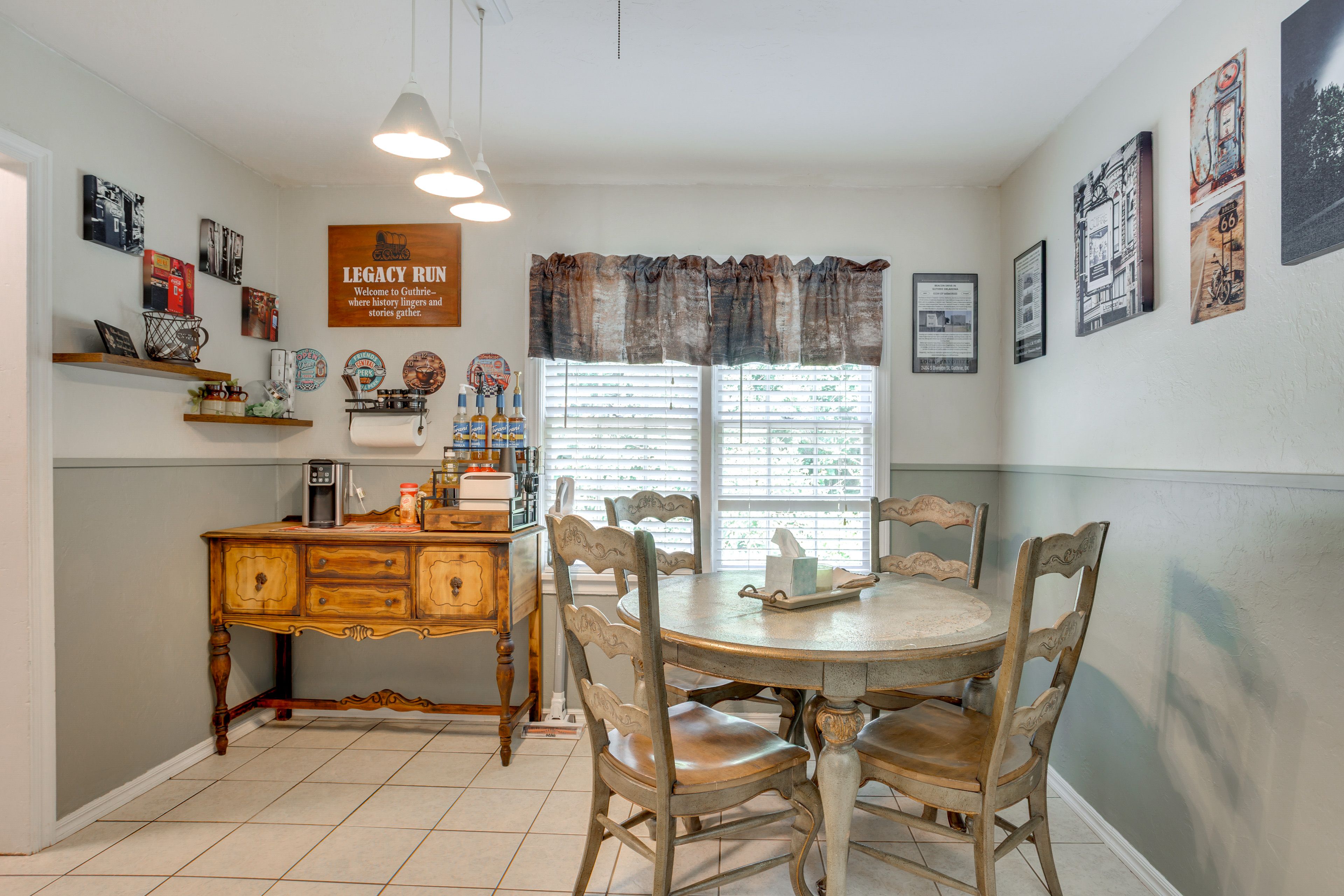 Dining Area | 1st Floor