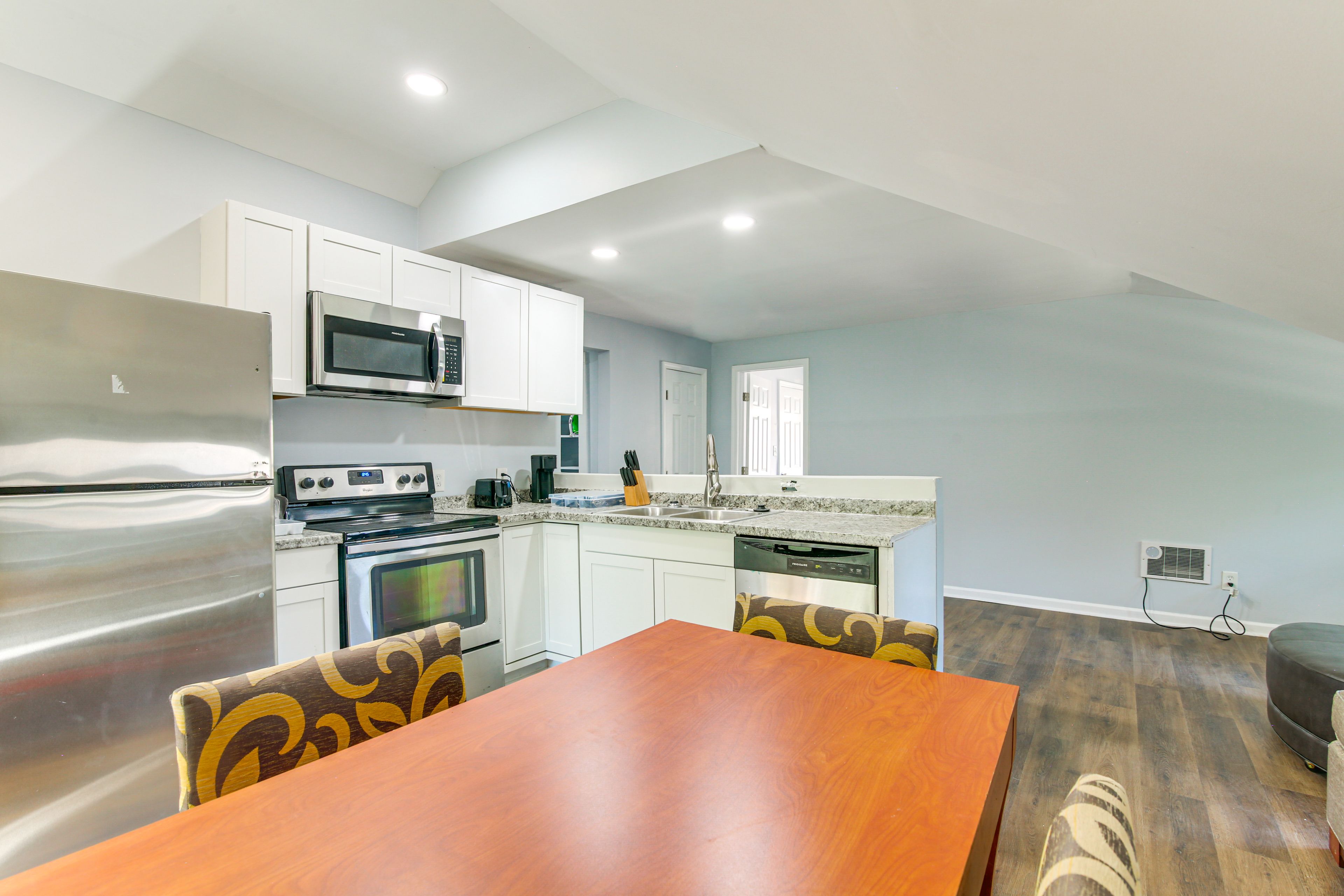Kitchen | Keurig | Toaster | Dishwasher