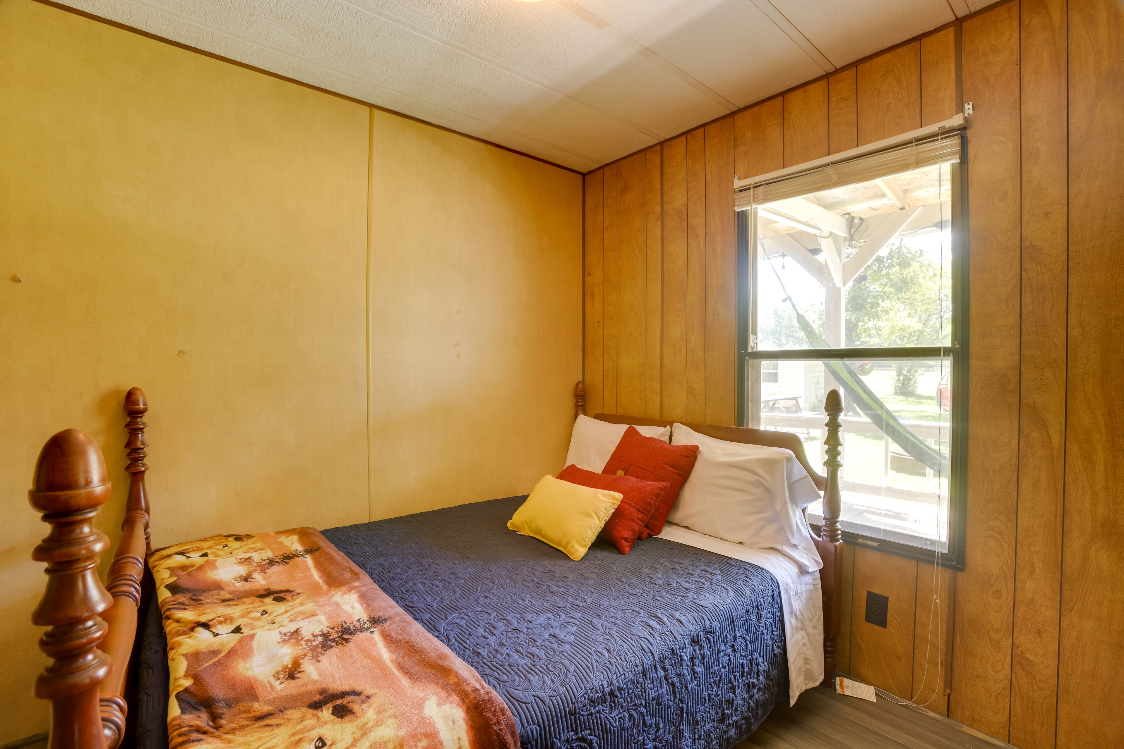 Bedroom 2 | Full Bed