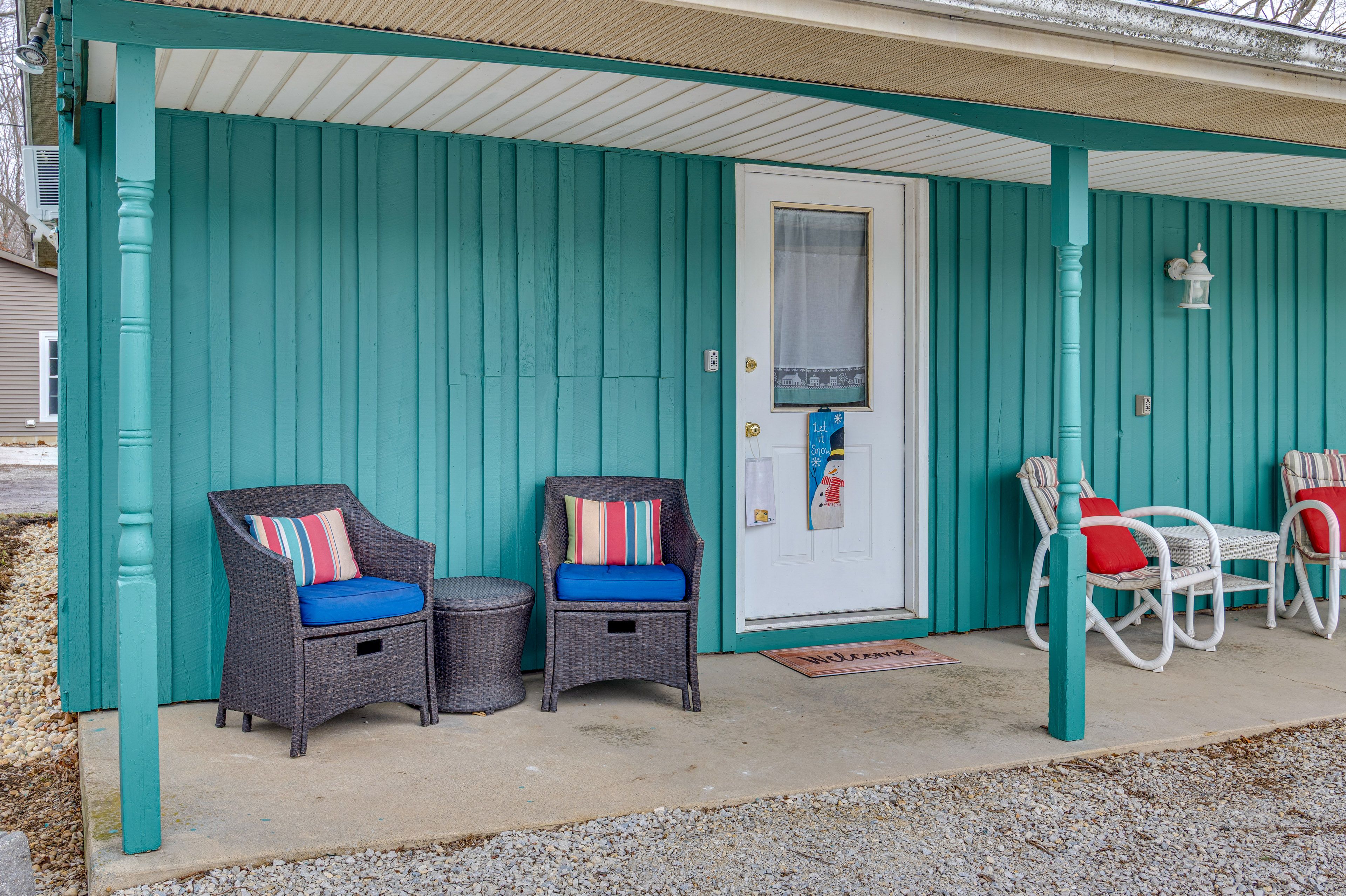 Delphi Vacation Rental | Studio | 1BA | 1 Step to Enter | 175 Sq Ft