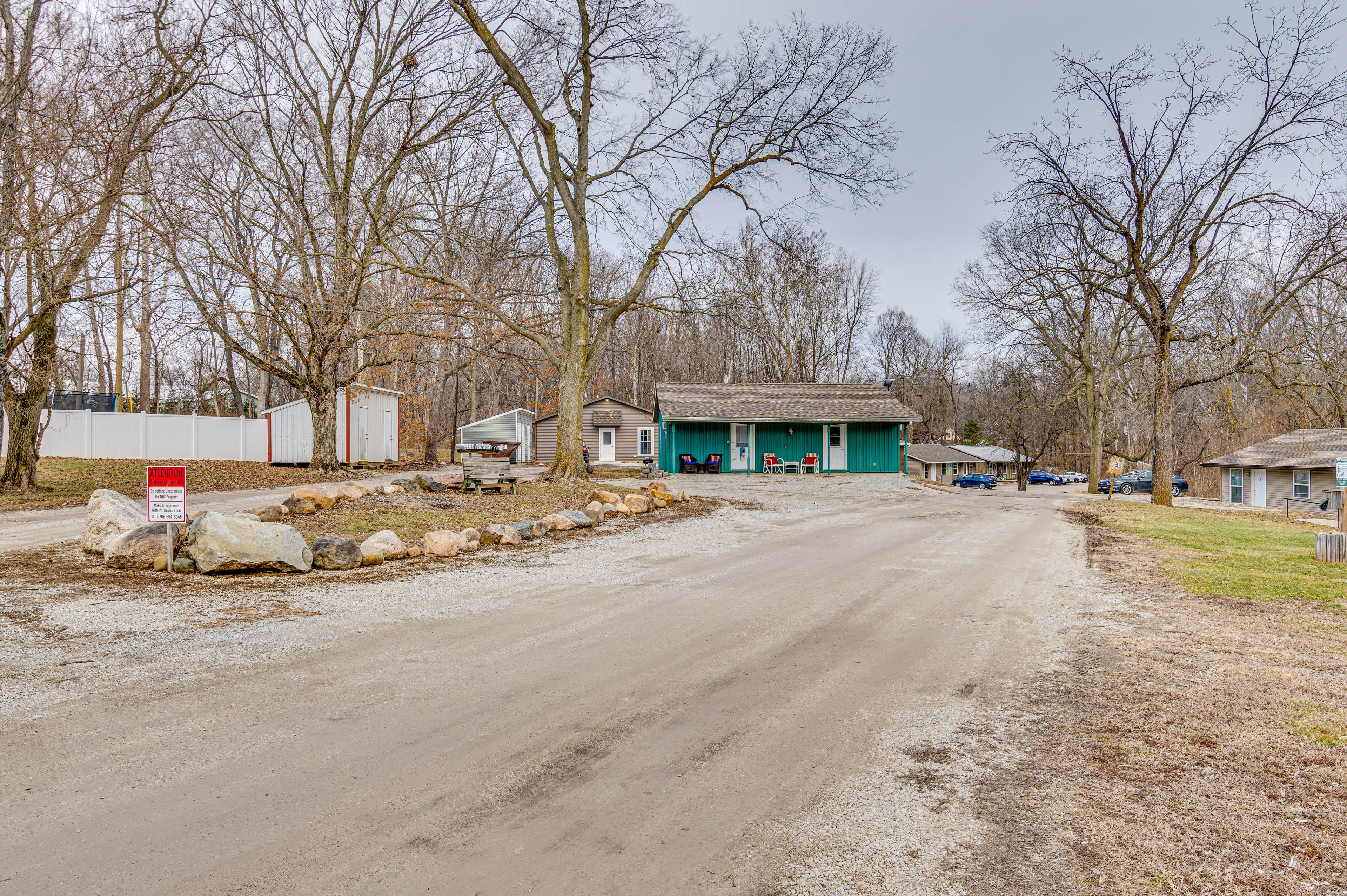 Parking | Shared Parking Lot (Unassigned; 2 Vehicles)
