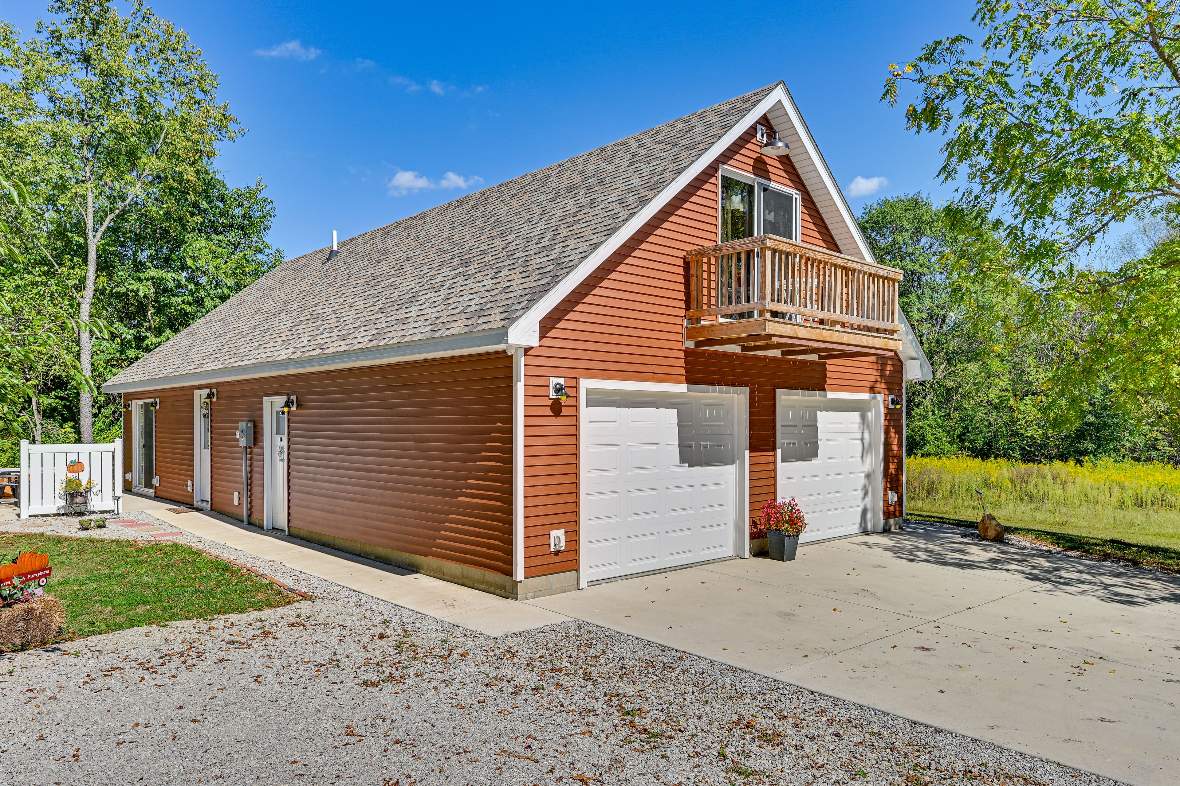 Property Exterior | Shared Driveway (2 Vehicles)