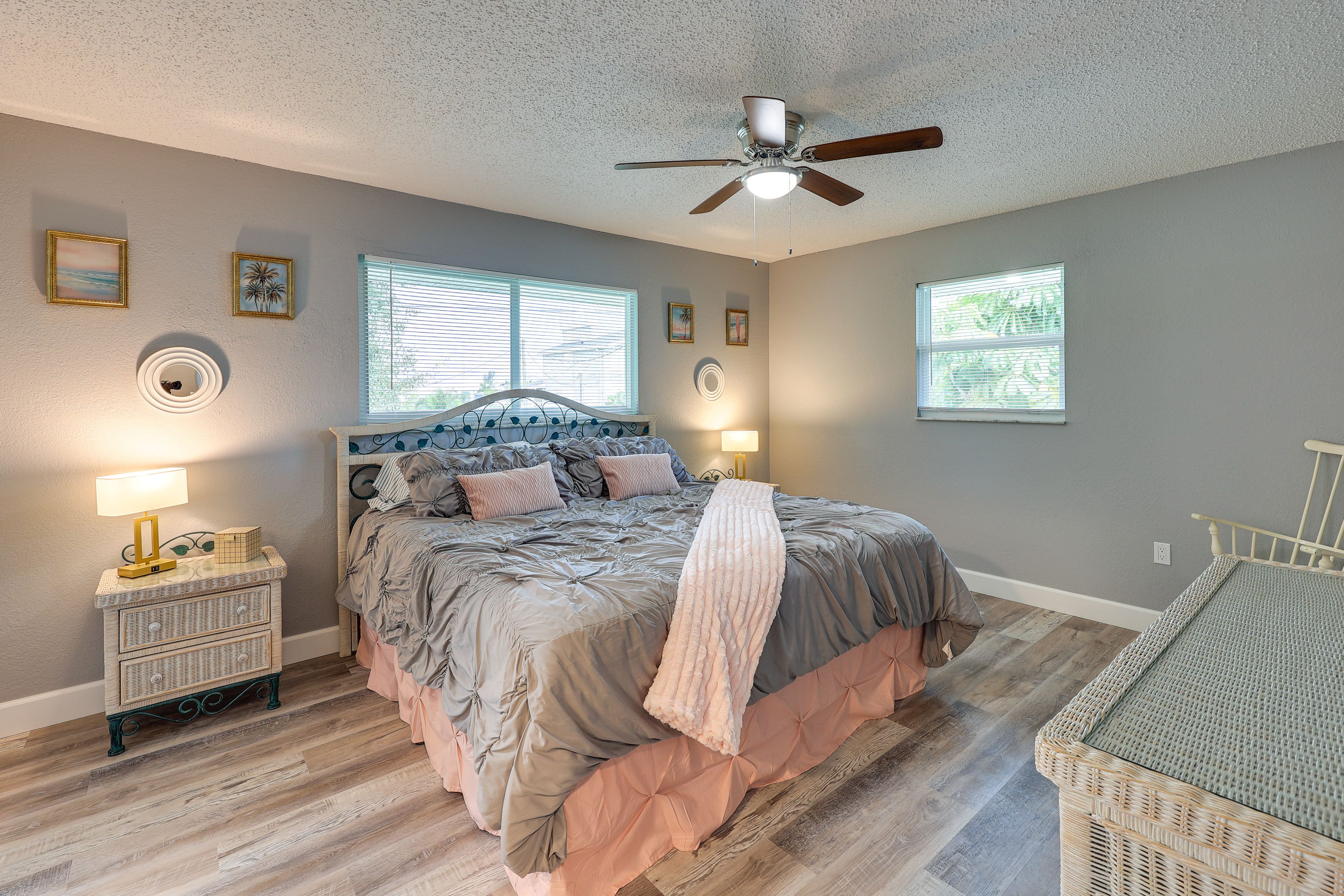 Bedroom 1 | 2nd Floor | King Bed | Smart TV | Walk-In Closet | Linens Provided
