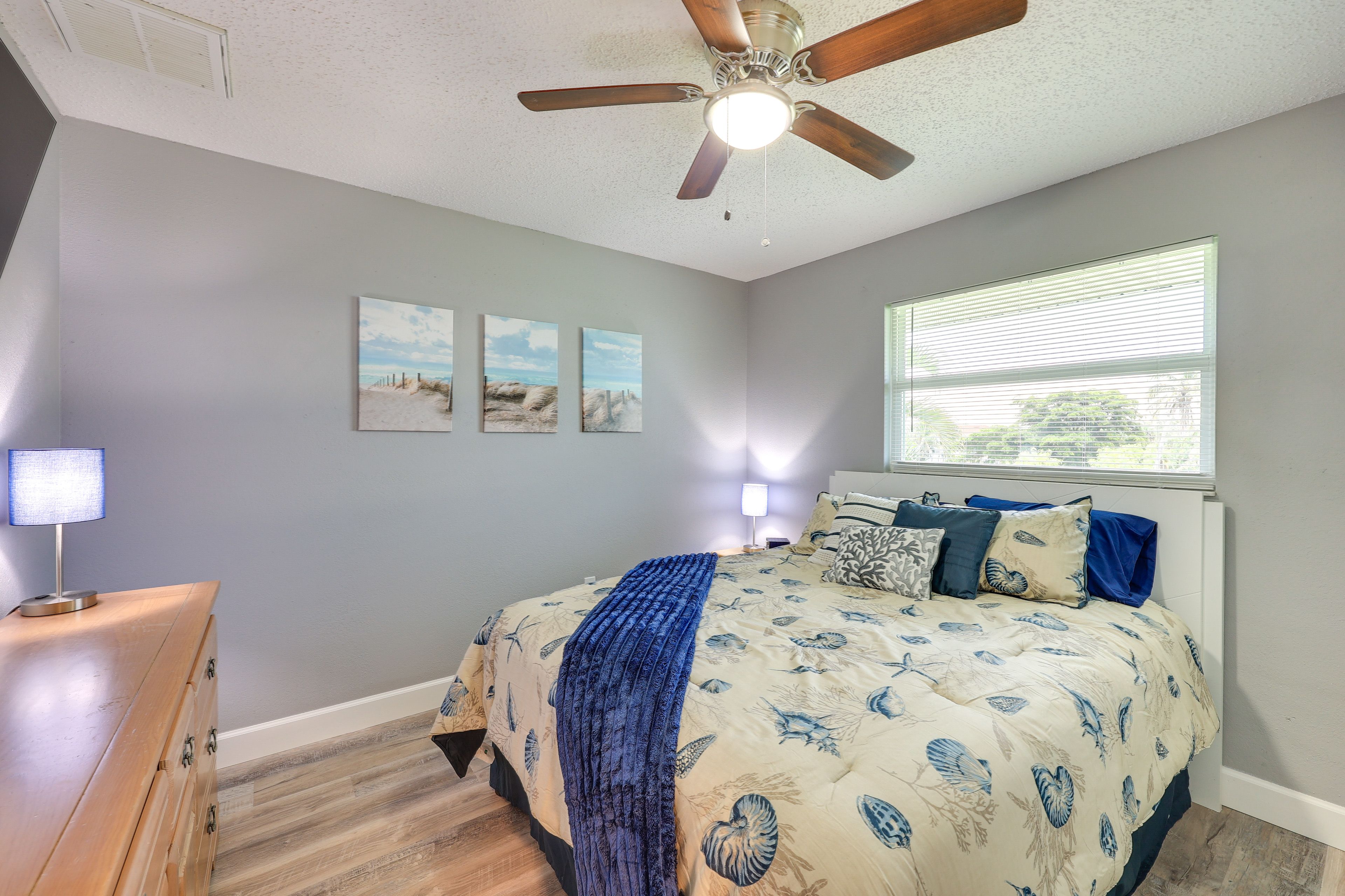 Bedroom 3 | 2nd Floor | Queen Bed | Smart TV