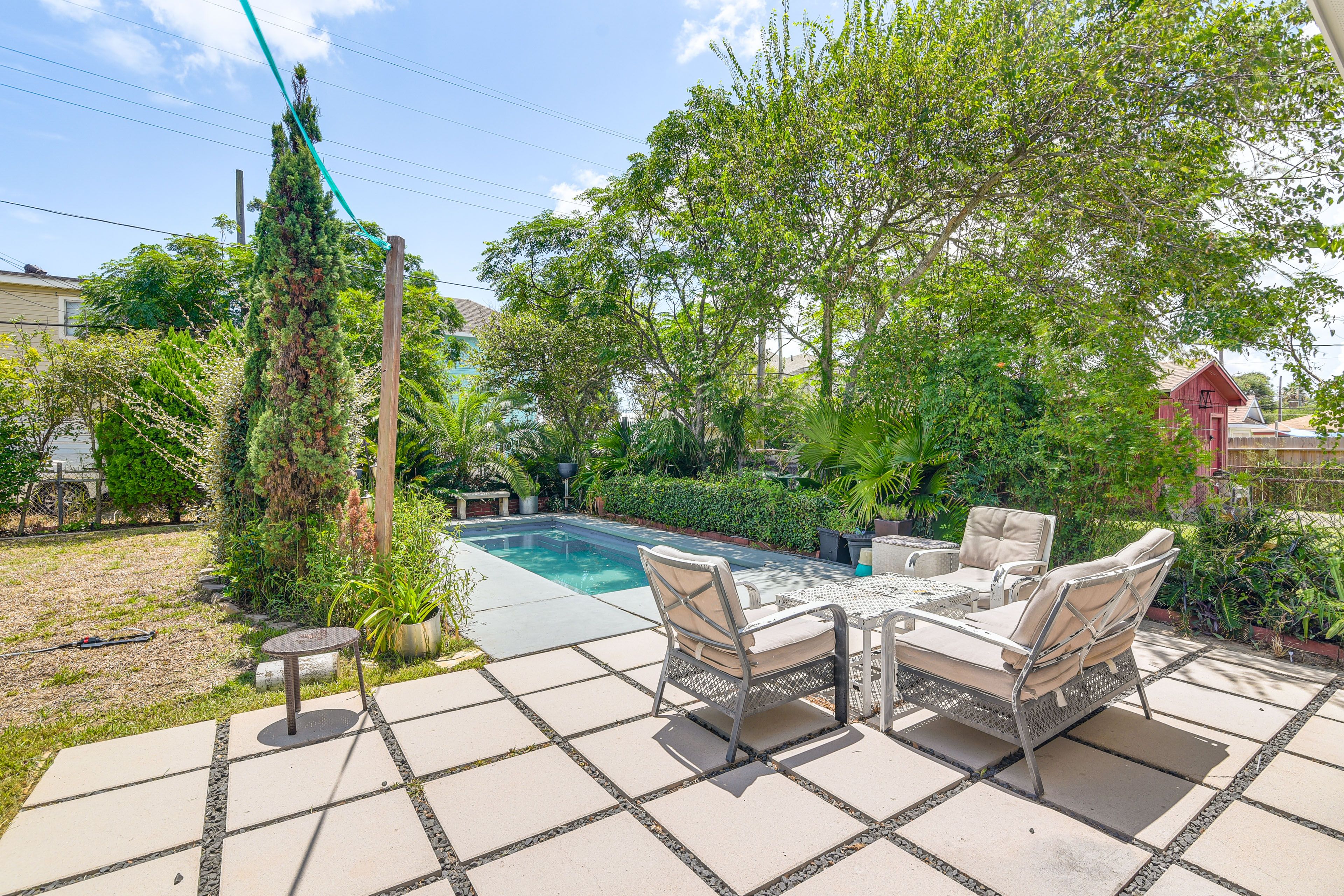 Galveston Vacation Rental | 3BR | 2BA | 1,500 Sq Ft | 5 Steps Required