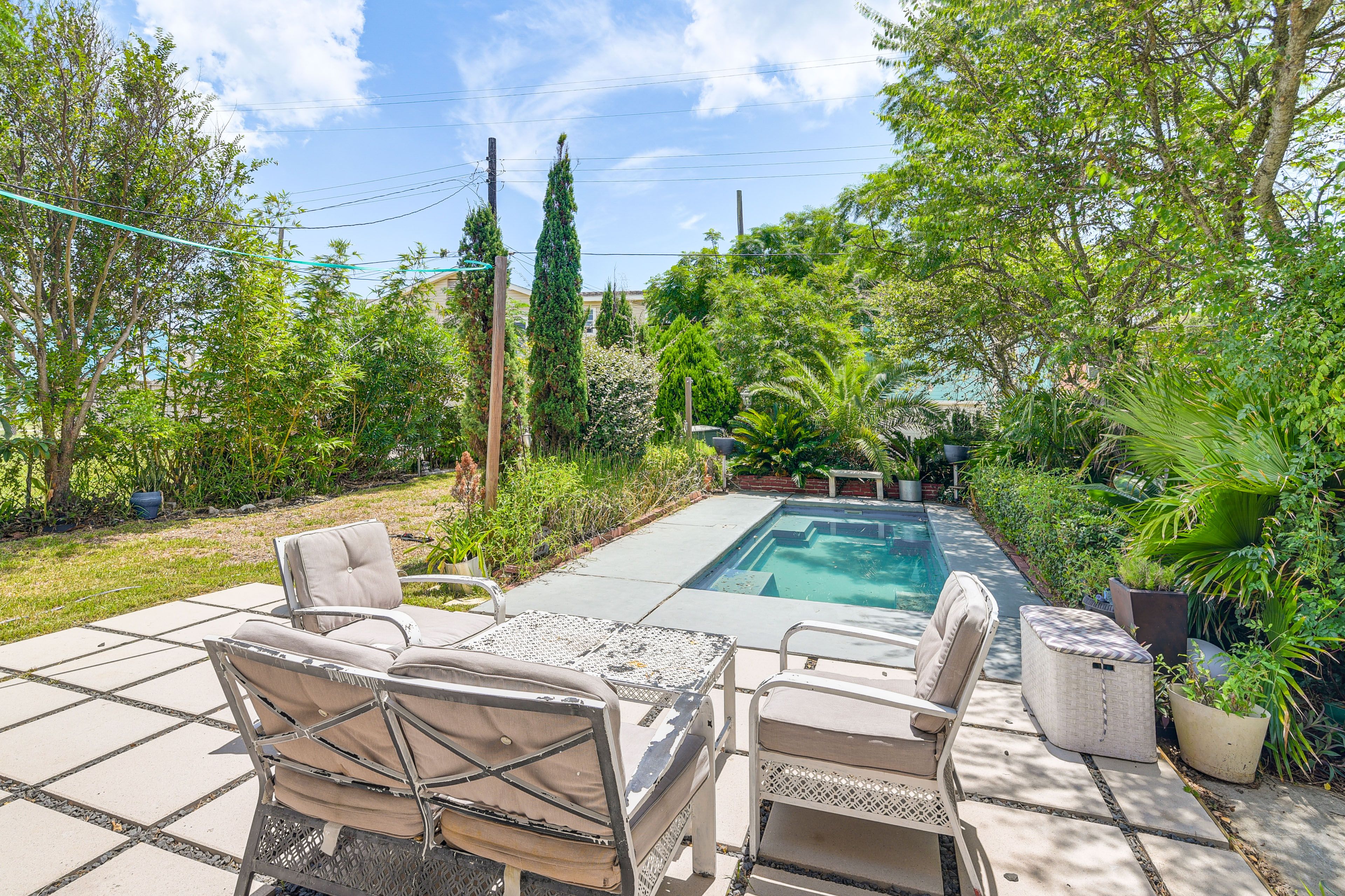 Patio | Outdoor Shower