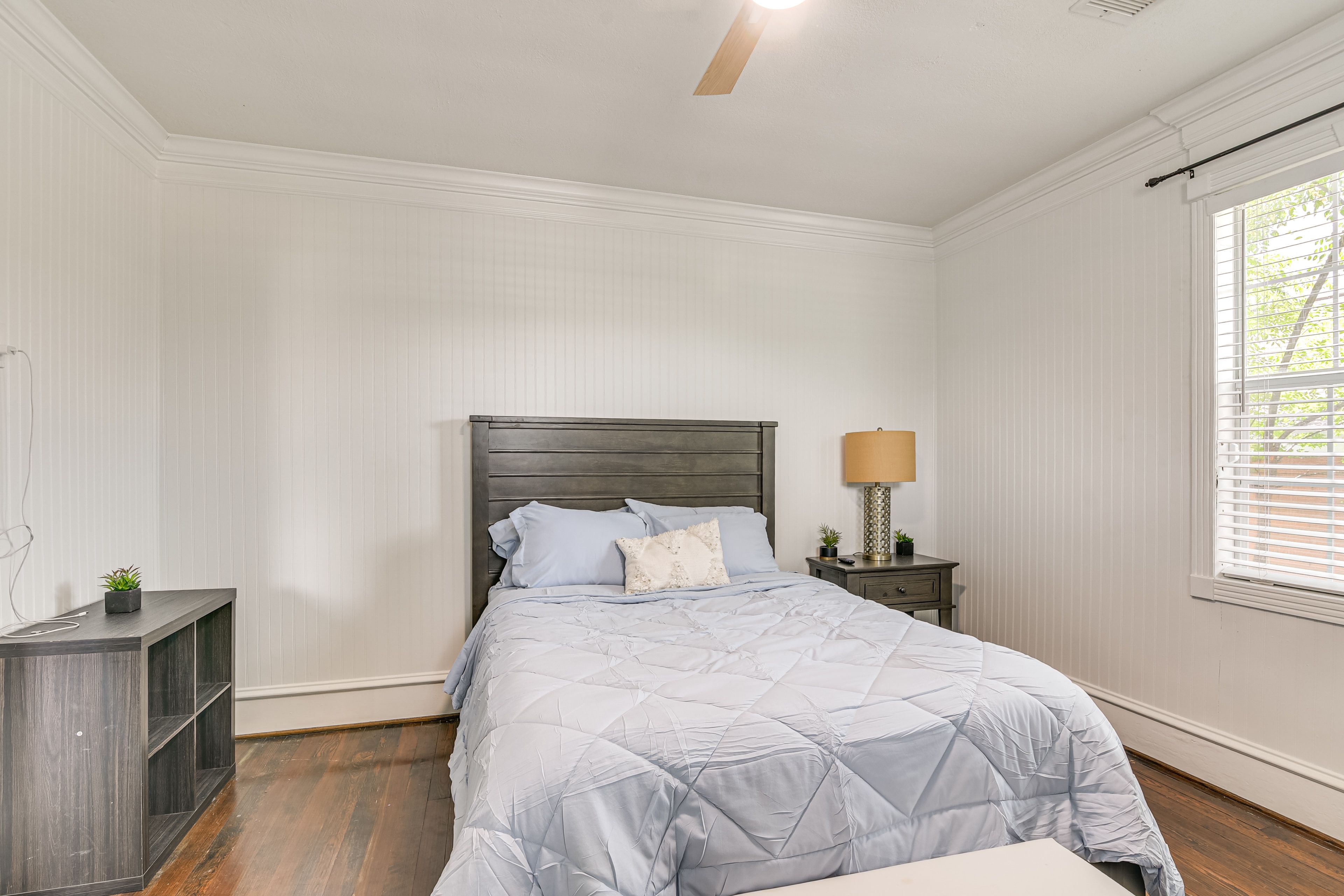 Bedroom 1 | Queen Bed | Linens Provided