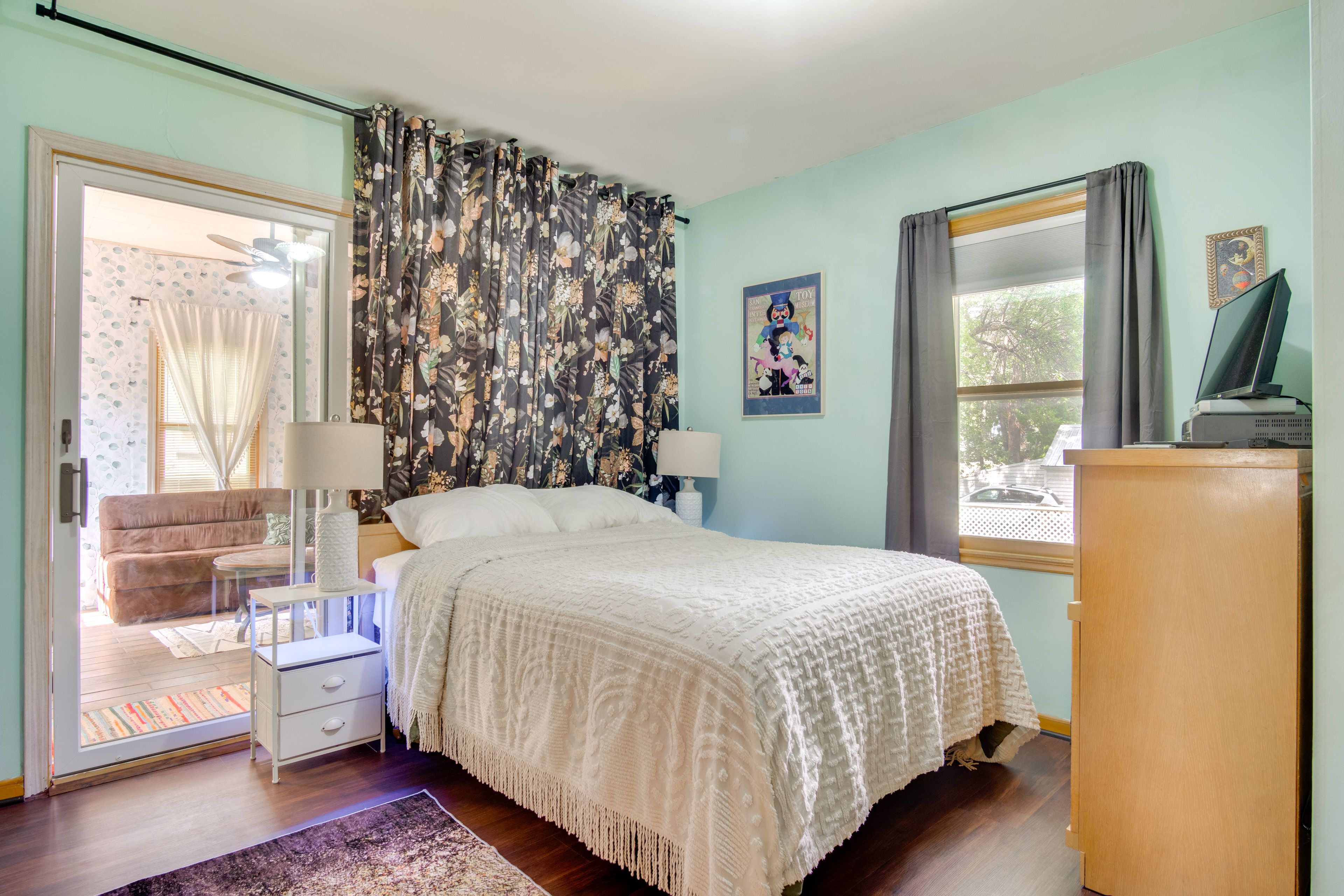 Bedroom 1 | Full Bed