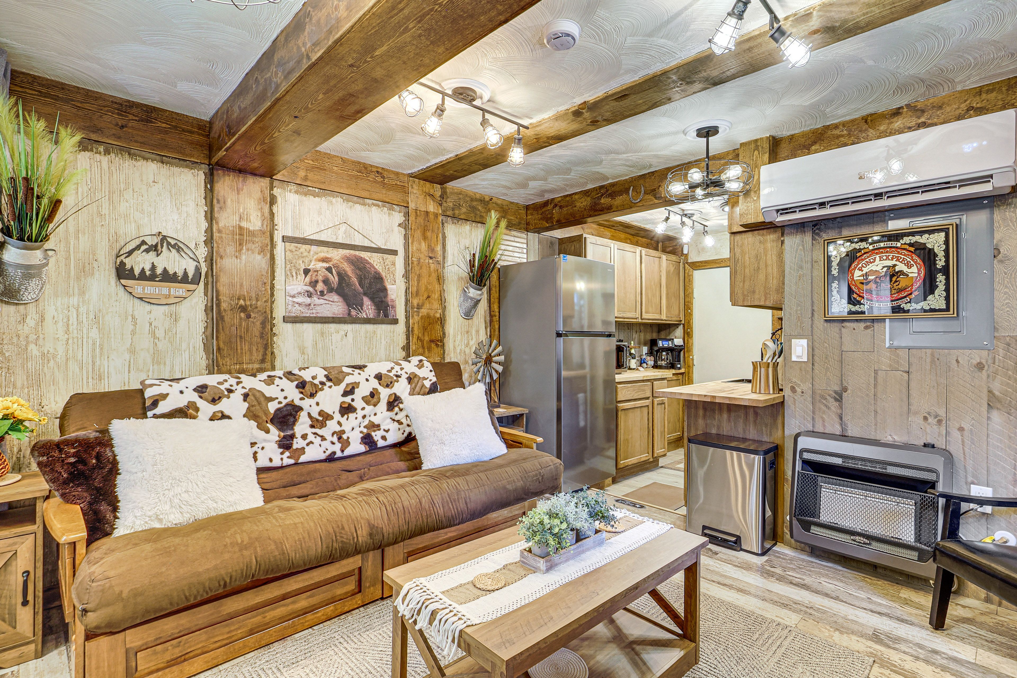 Studio Interior | Free WiFi | Mini-Split A/C & Heat