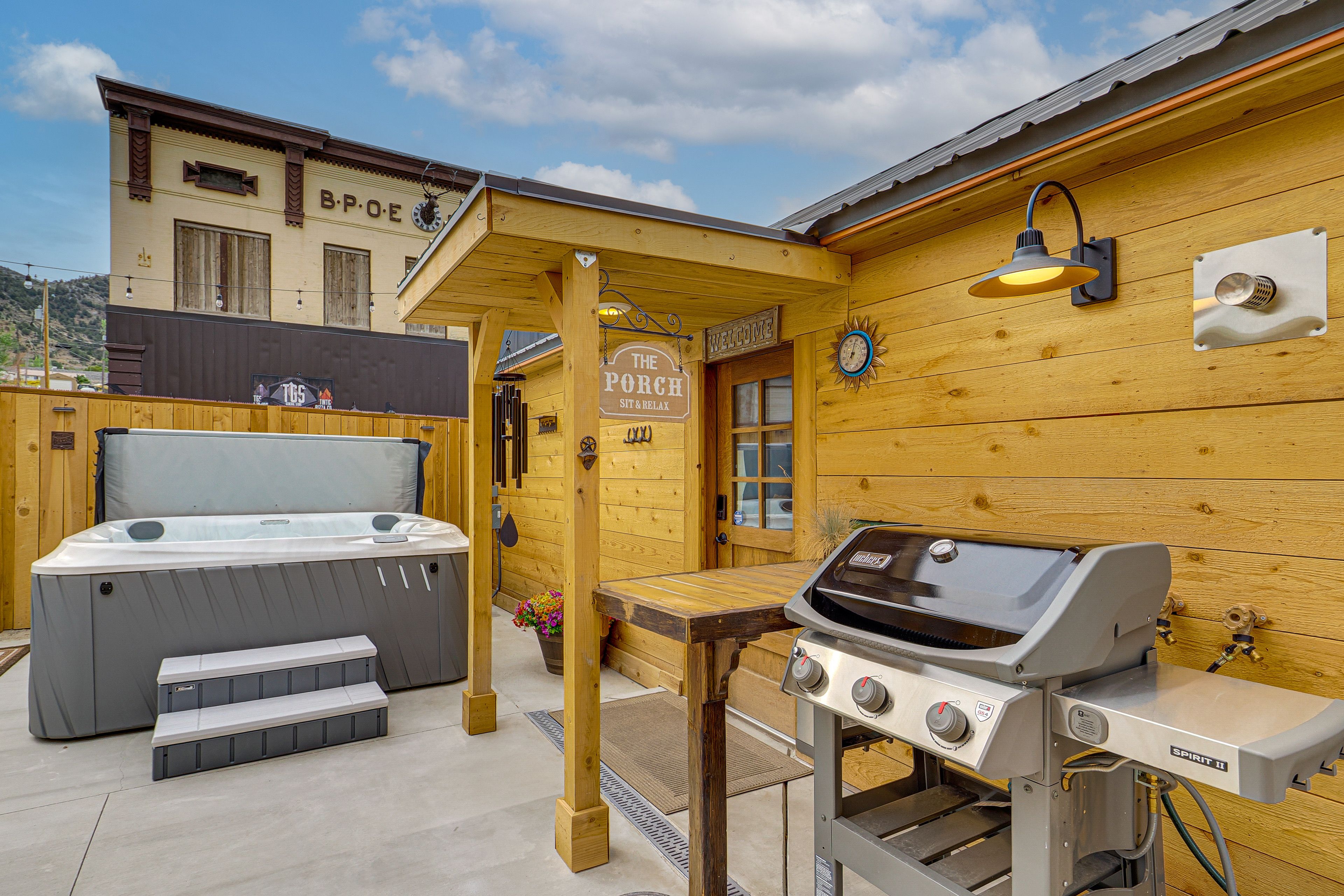 Eureka Vacation Rental | Studio | 1BA | Step-Free Entry | 350 Sq Ft