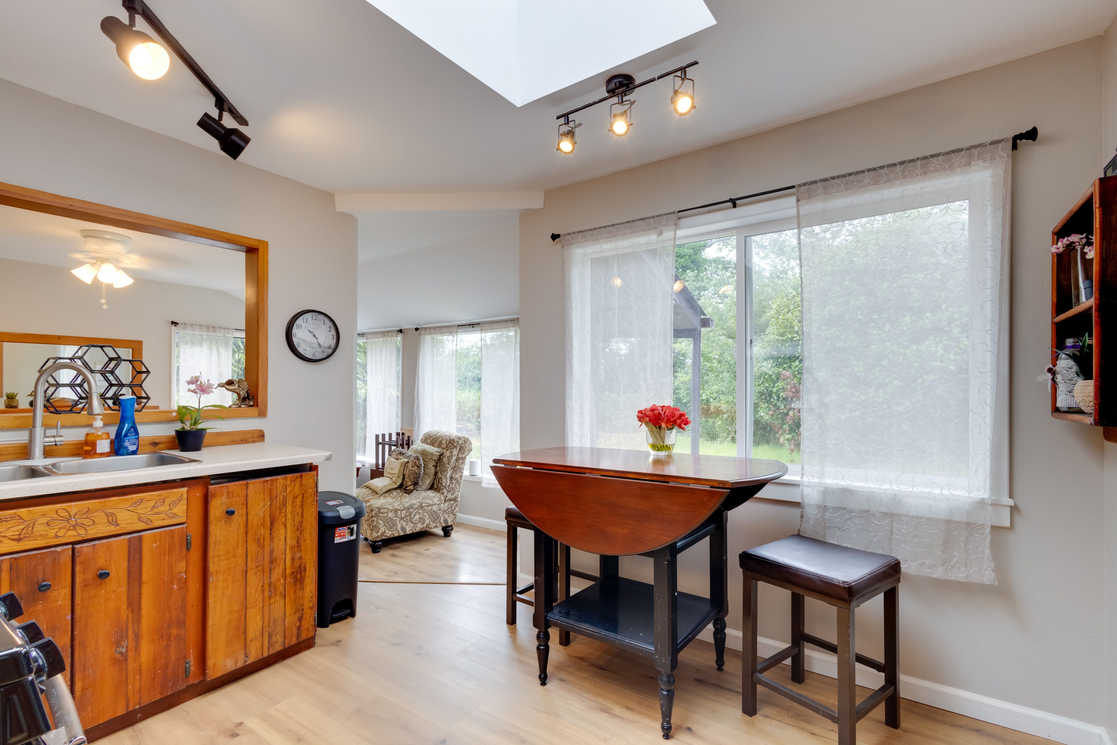 Kitchen | Cooking Basics | Dishware & Flatware