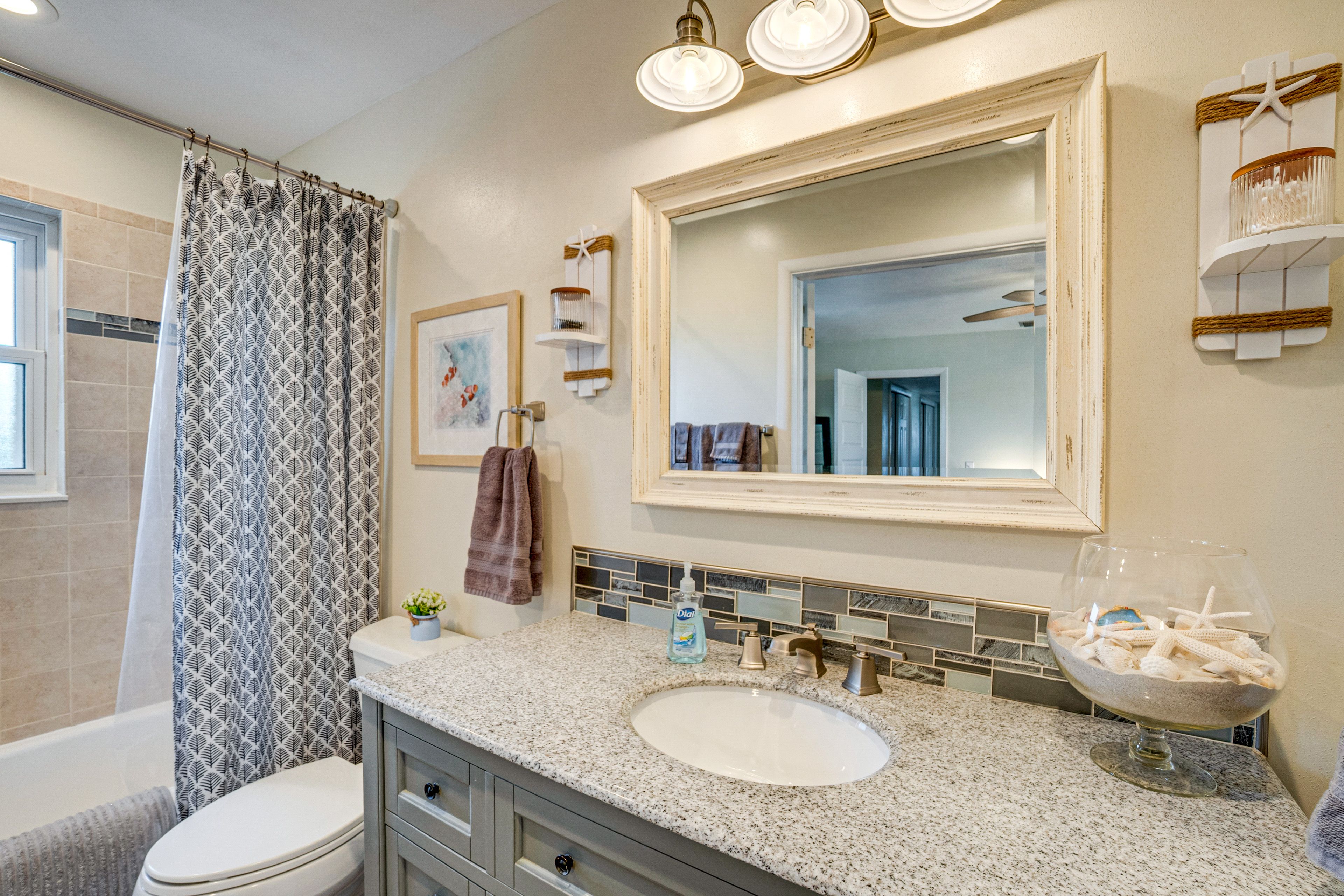 Bathroom | Towels Provided