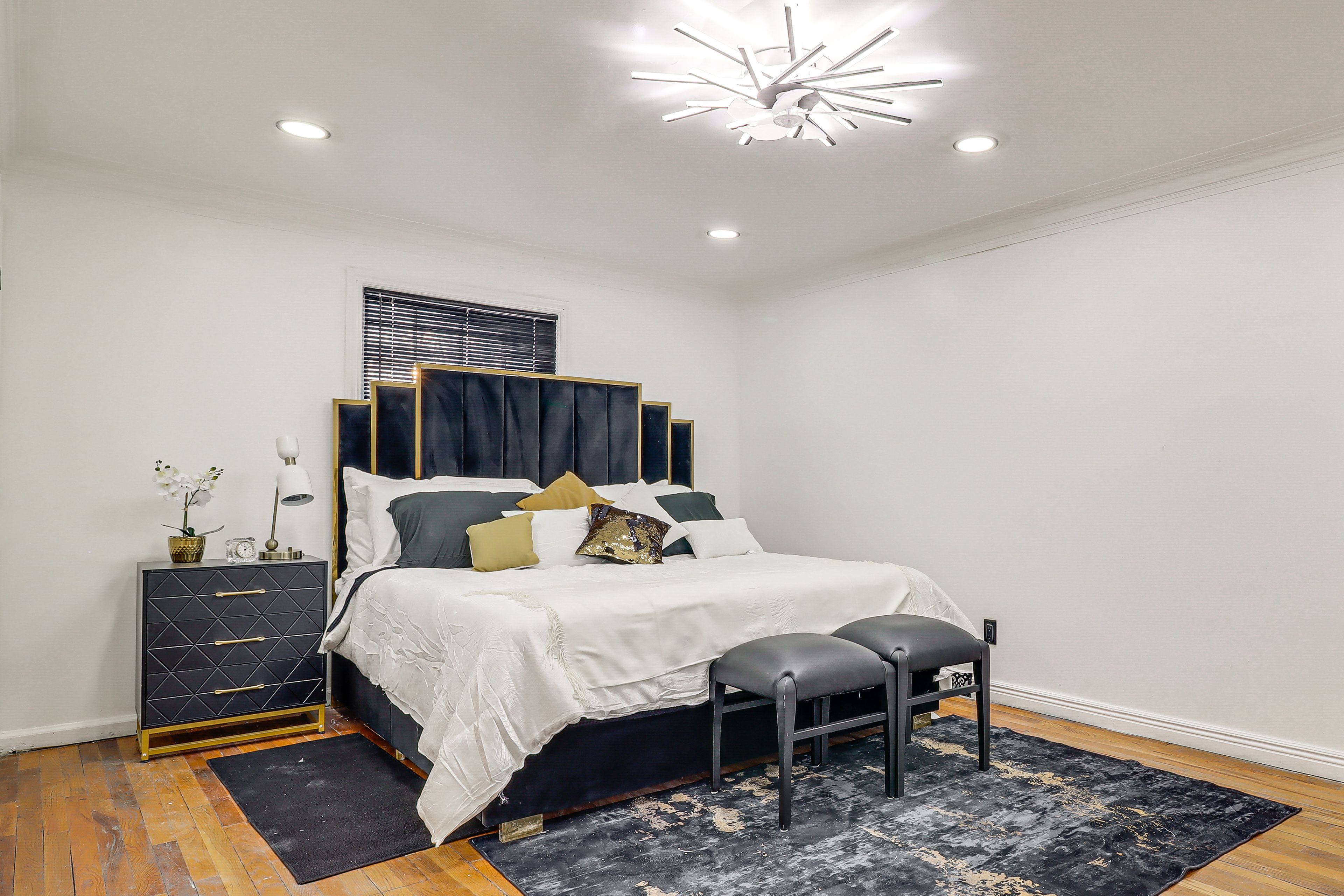 Bedroom 1 | King Bed | 2nd Floor