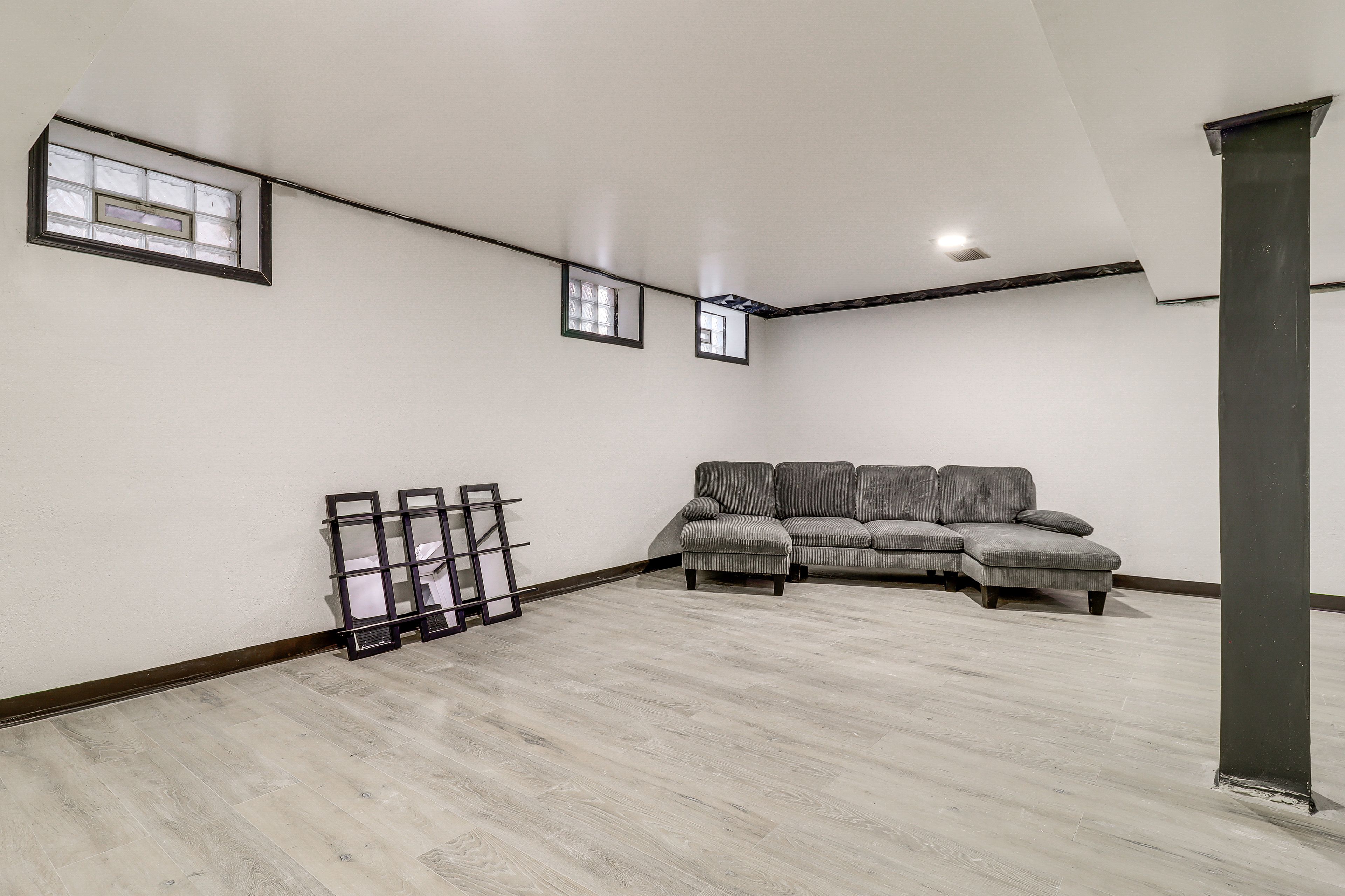 Sitting Room | Lower Level