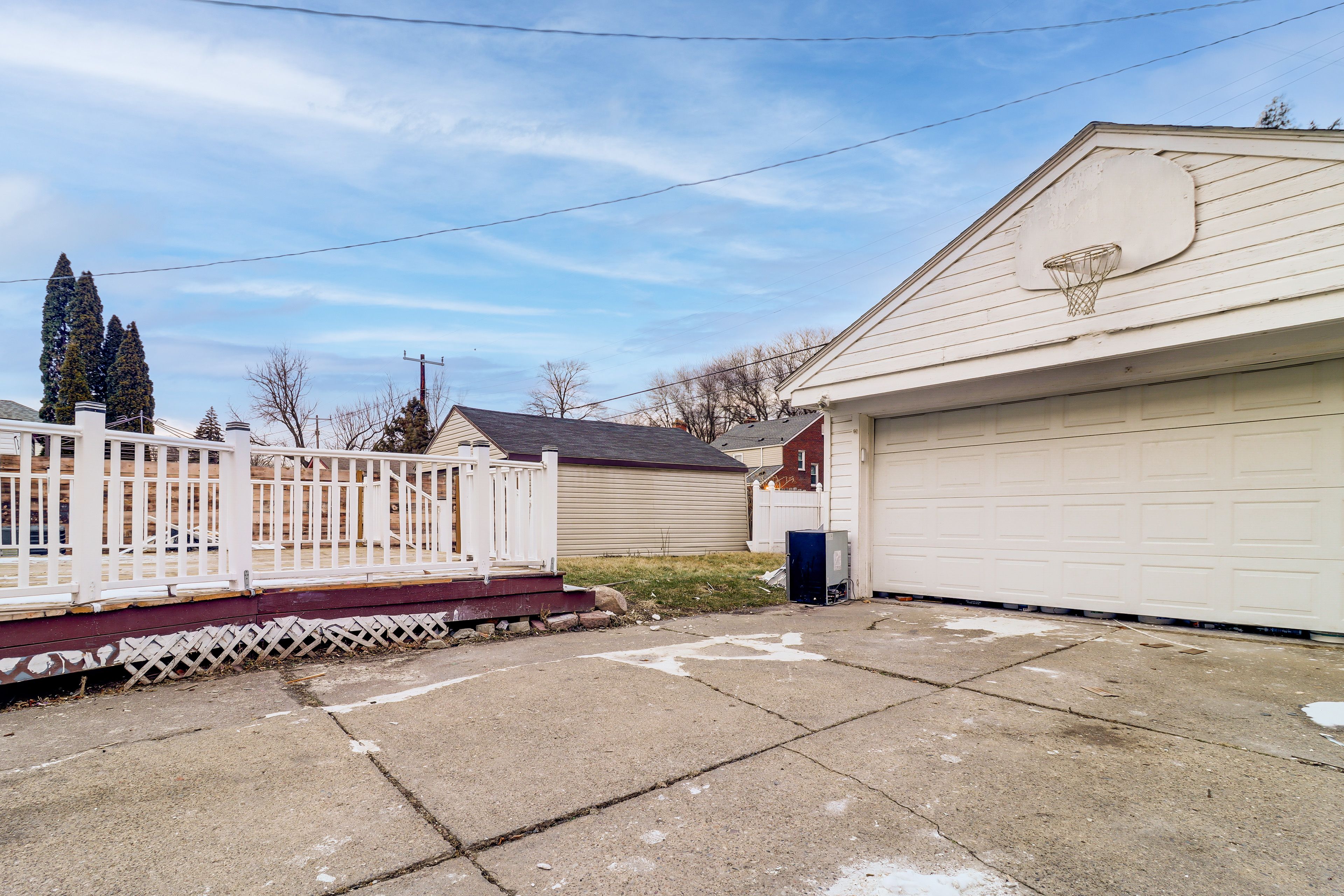 Parking | Driveway (2 Vehicles) | Free Street Parking