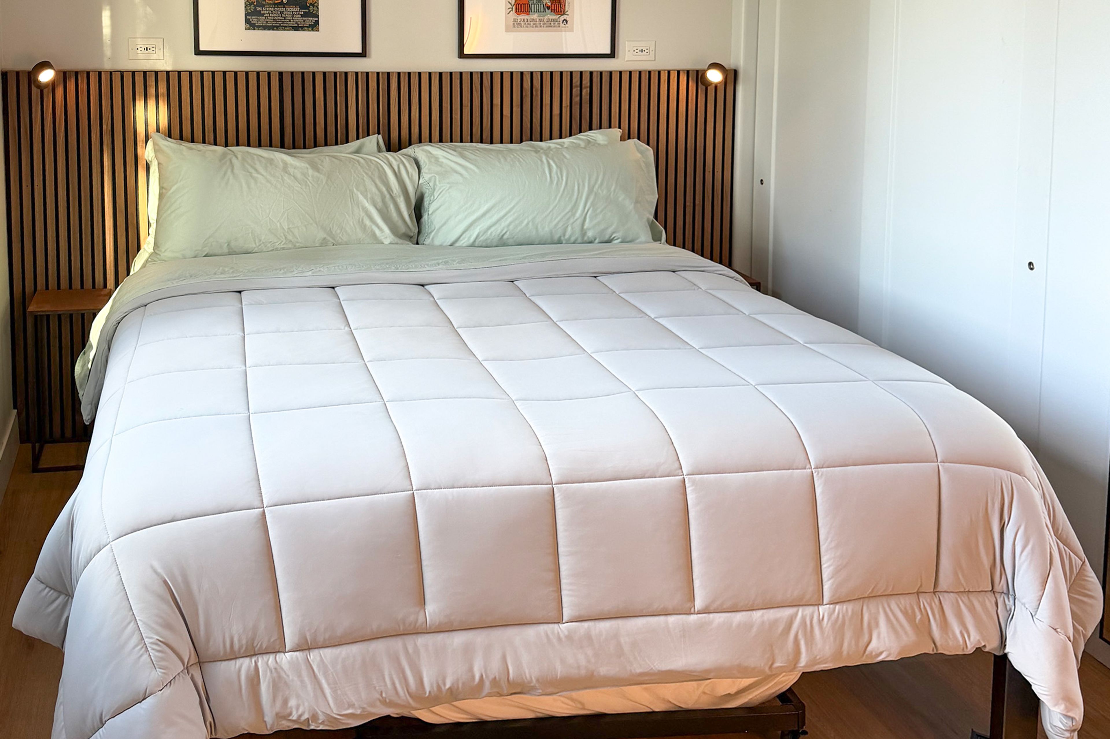 Bedroom 2 | King Bed | Twin Rollout Trundle