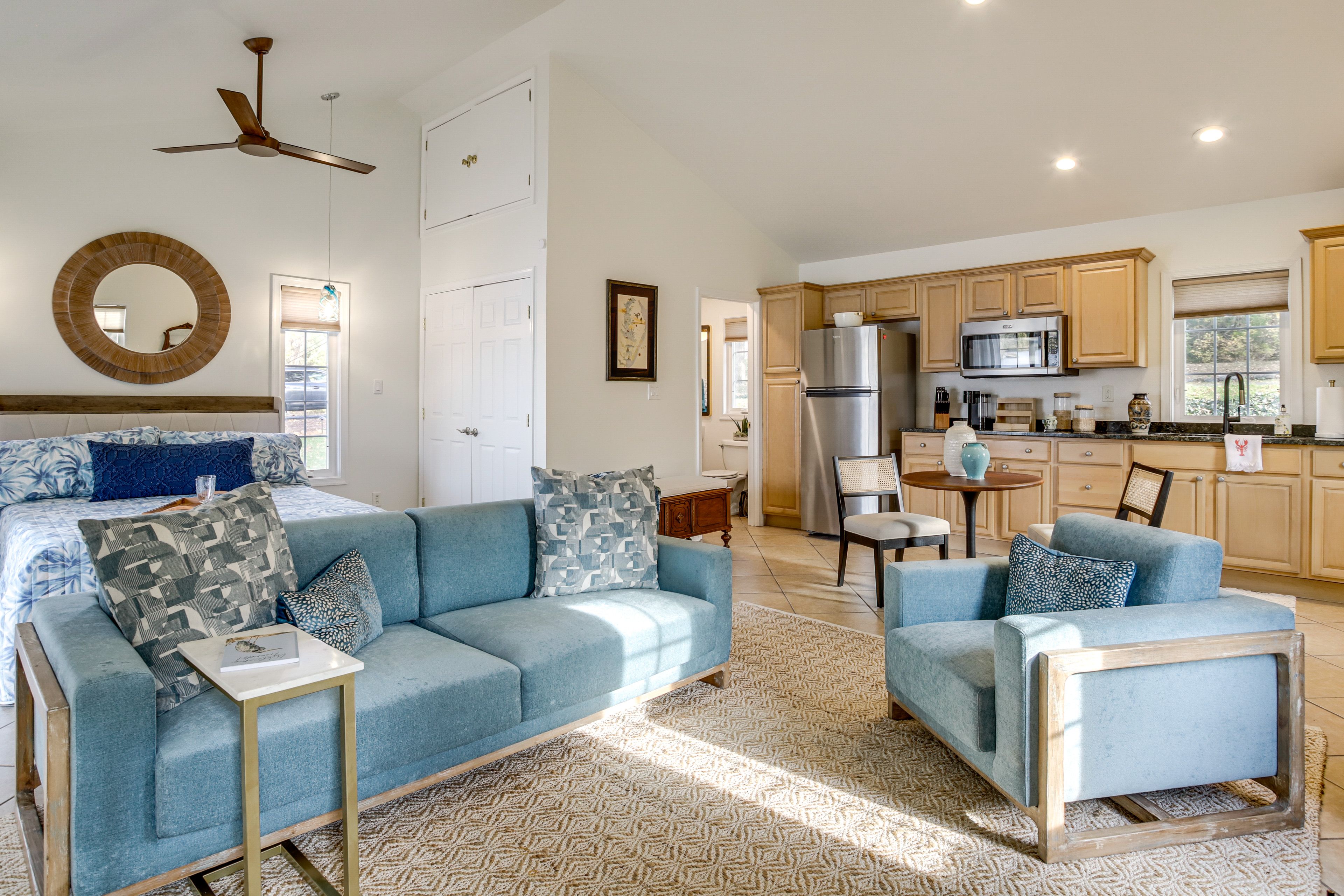 Studio | Queen Bed | Central A/C & Heating