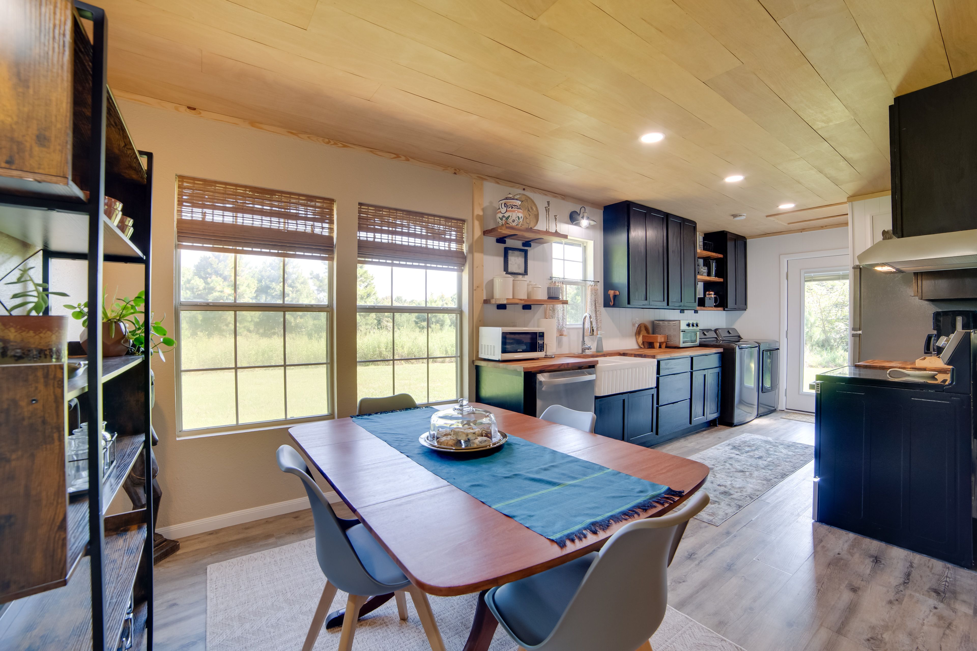 Kitchen & Dining Area | Central A/C & Heat