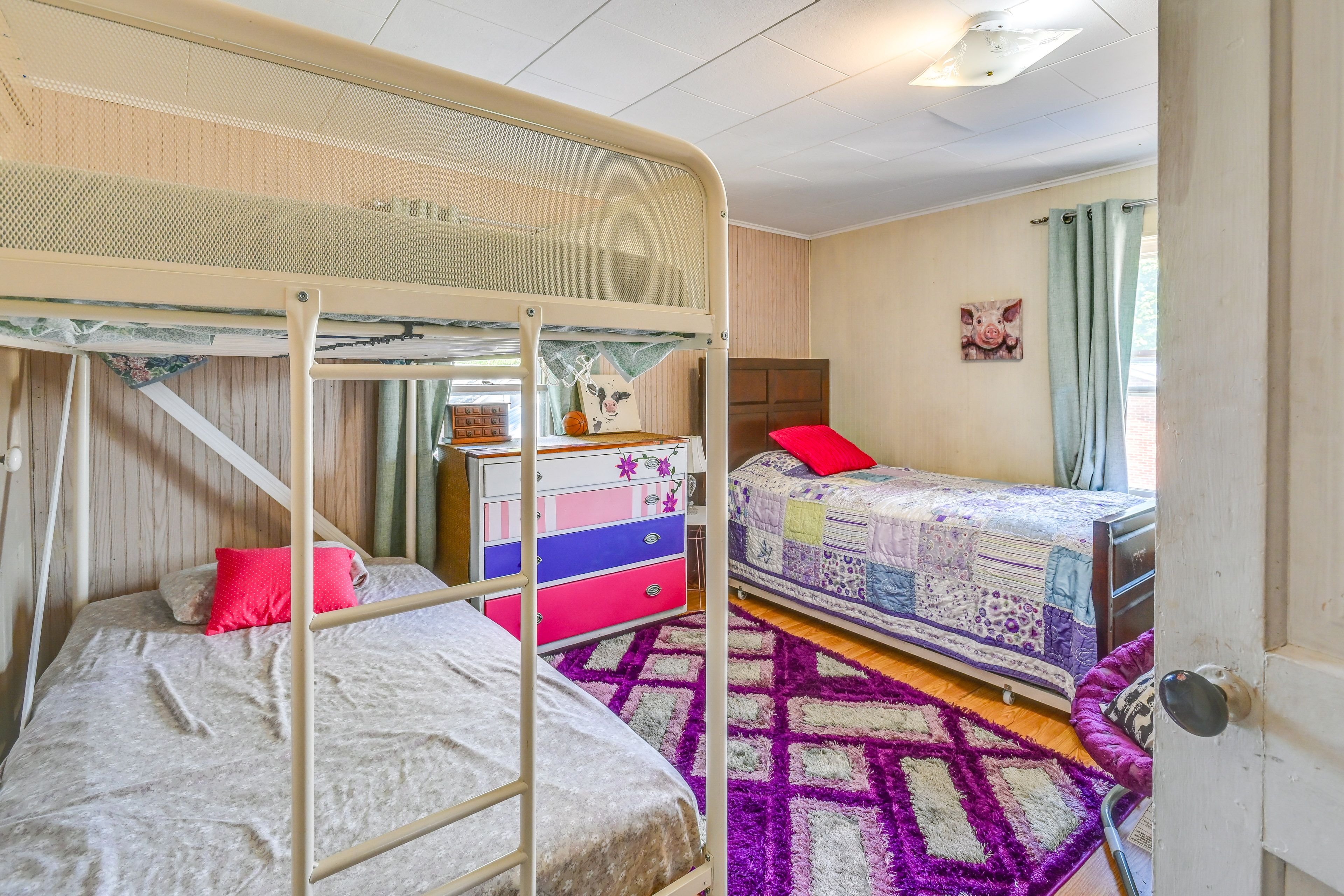 Bedroom 3 | Twin Bed | Twin Bunk Bed | Upper Level