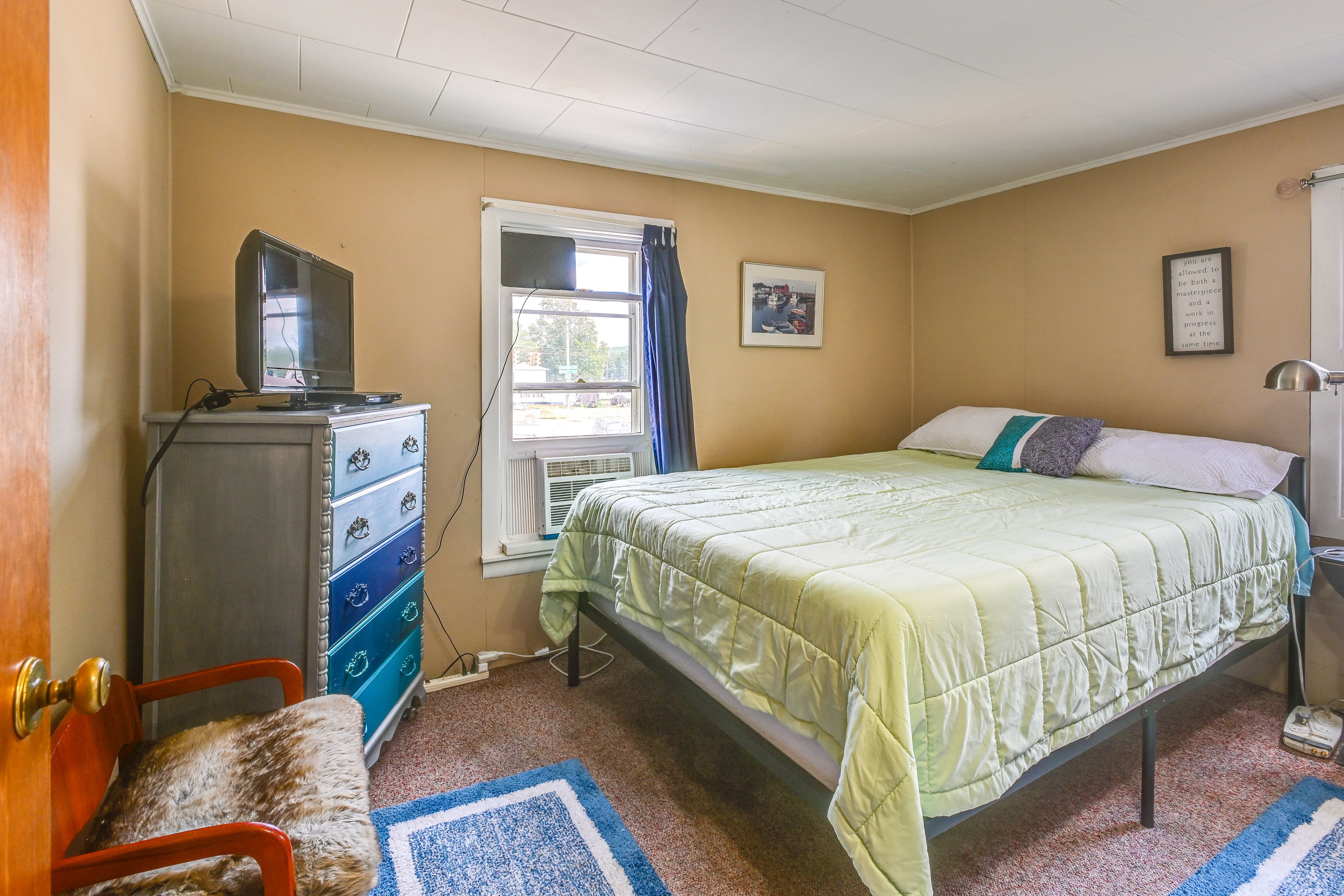 Bedroom 2 | Queen Bed | Upper Level