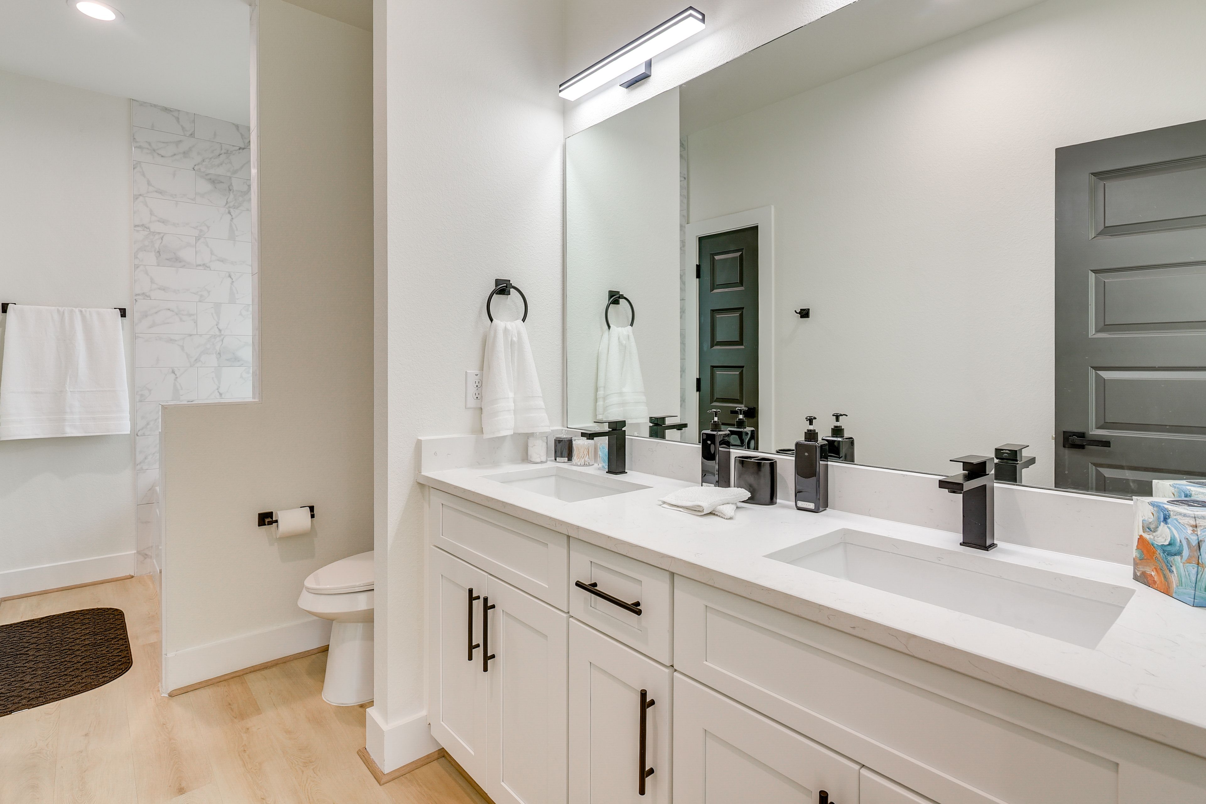 Full Bath | Towels | Hair Dryer | 2nd Floor