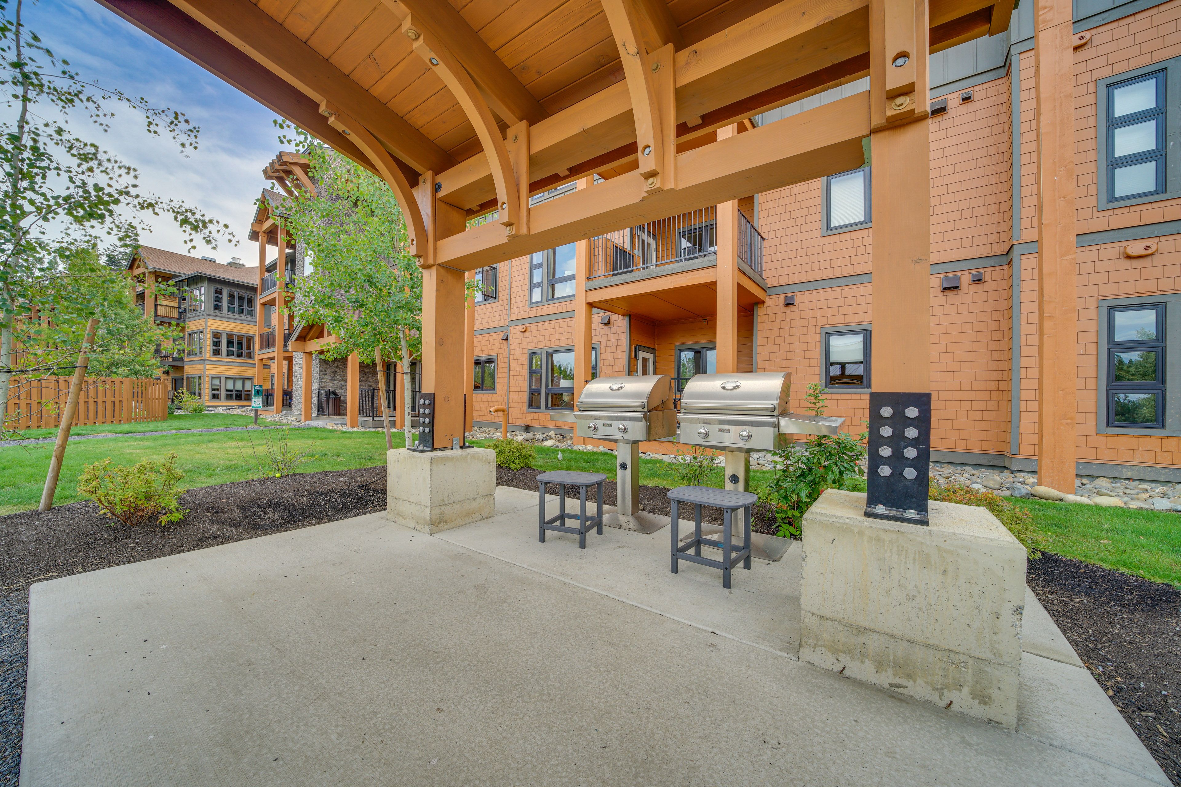 Resort Amenities | Grilling Station