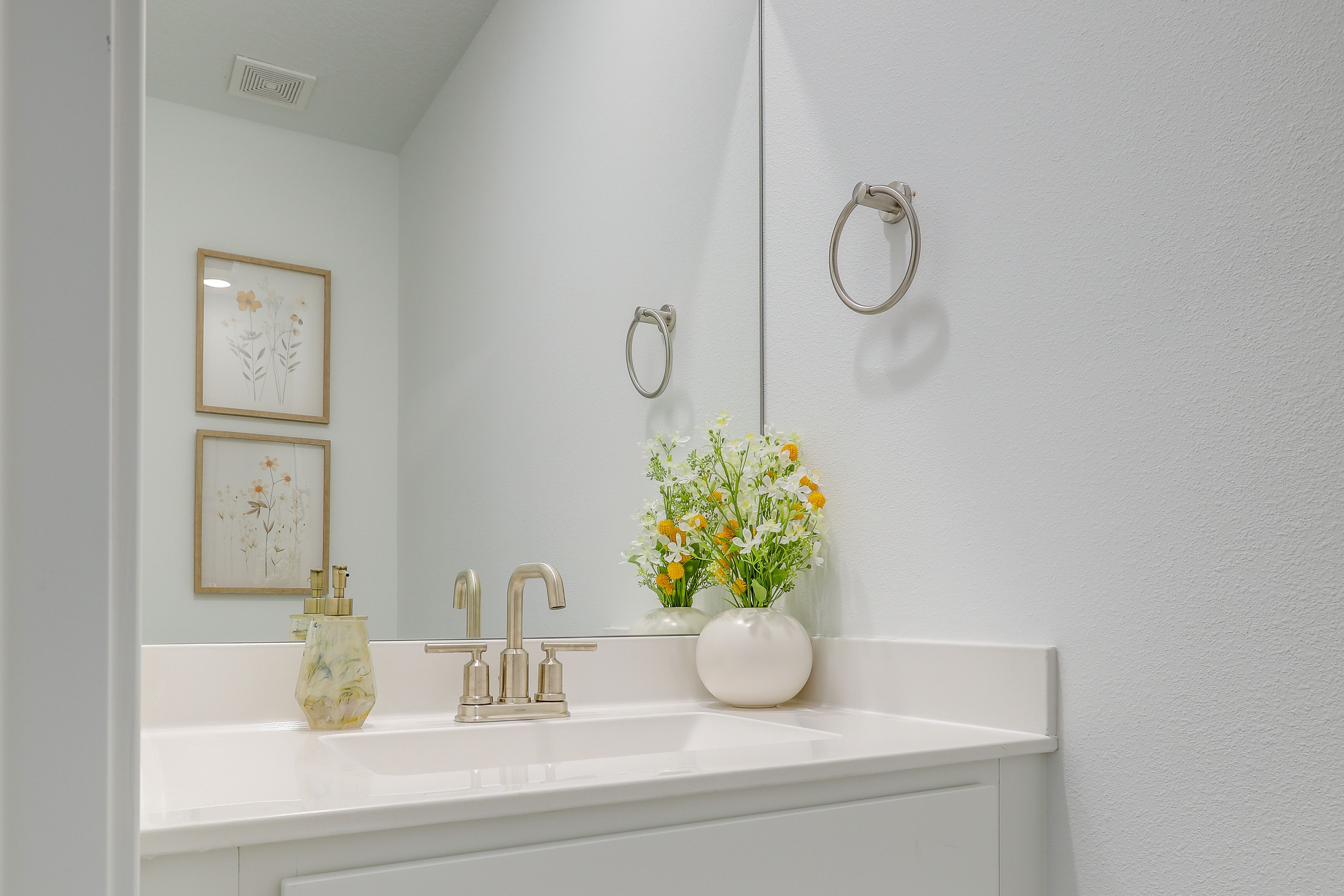 Half Bathroom | 1st Floor