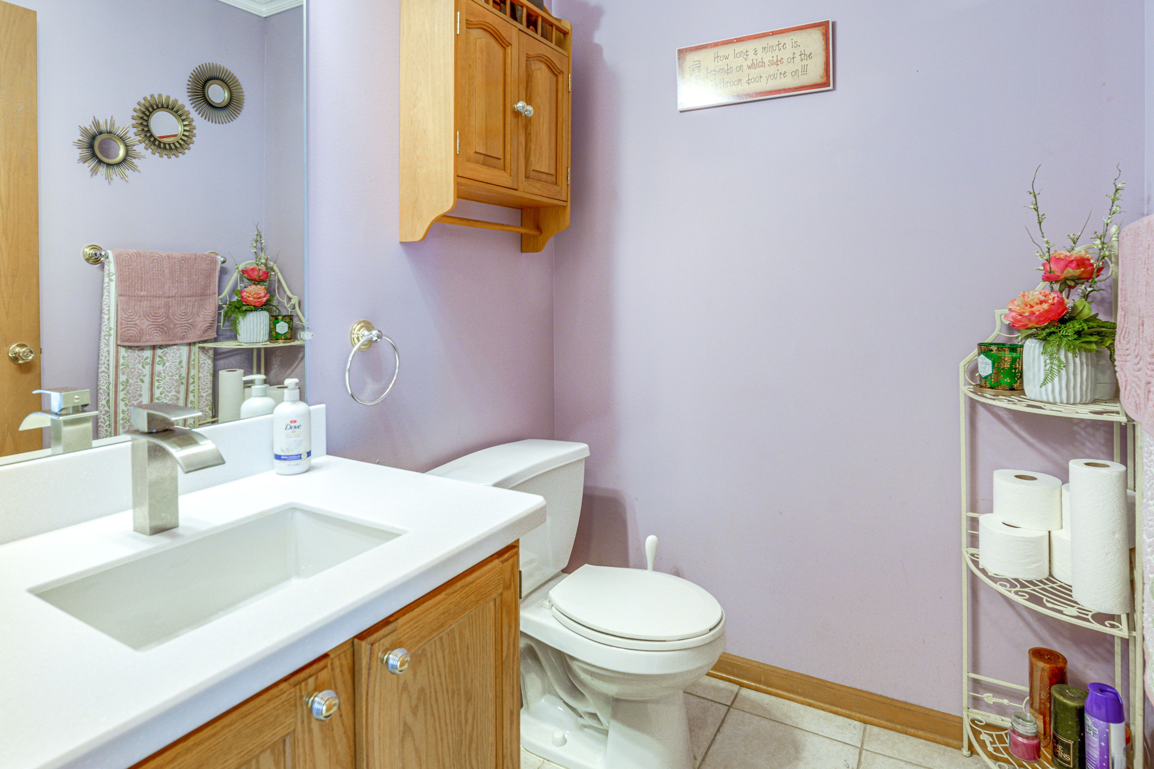 Half Bathroom | 1st Floor